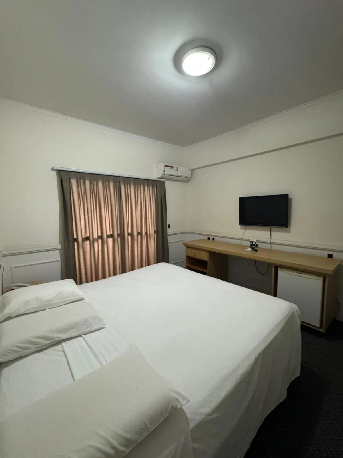 Bedroom, Bed in Hotel Guarany