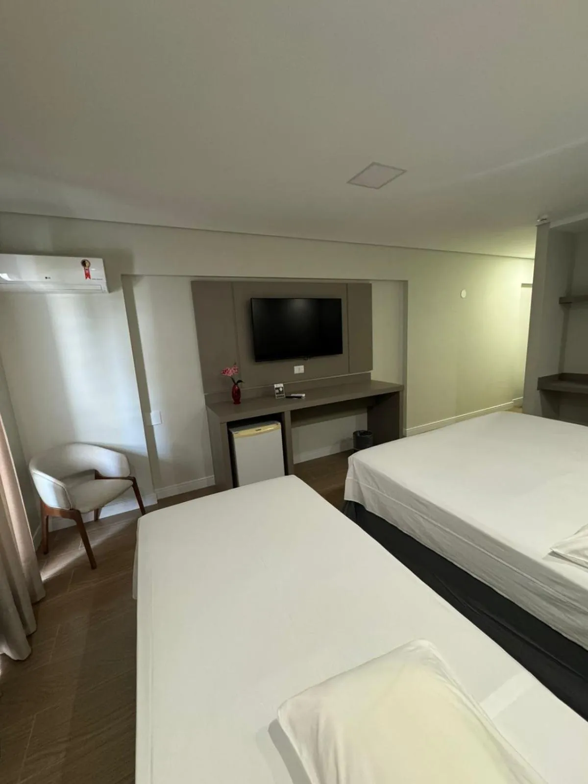 Bedroom, Bed in Hotel Guarany