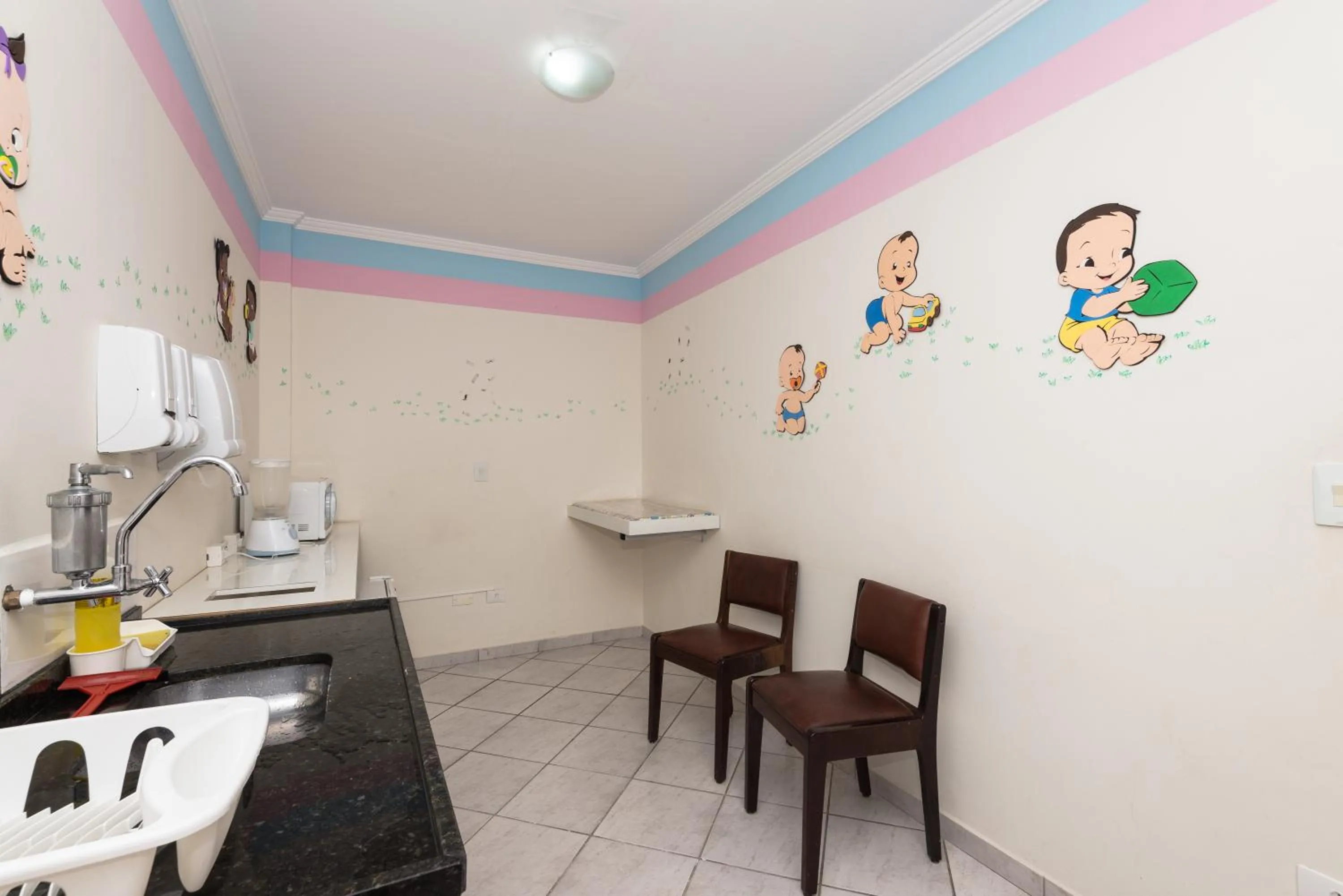 Kitchen or kitchenette in Hotel Guarany