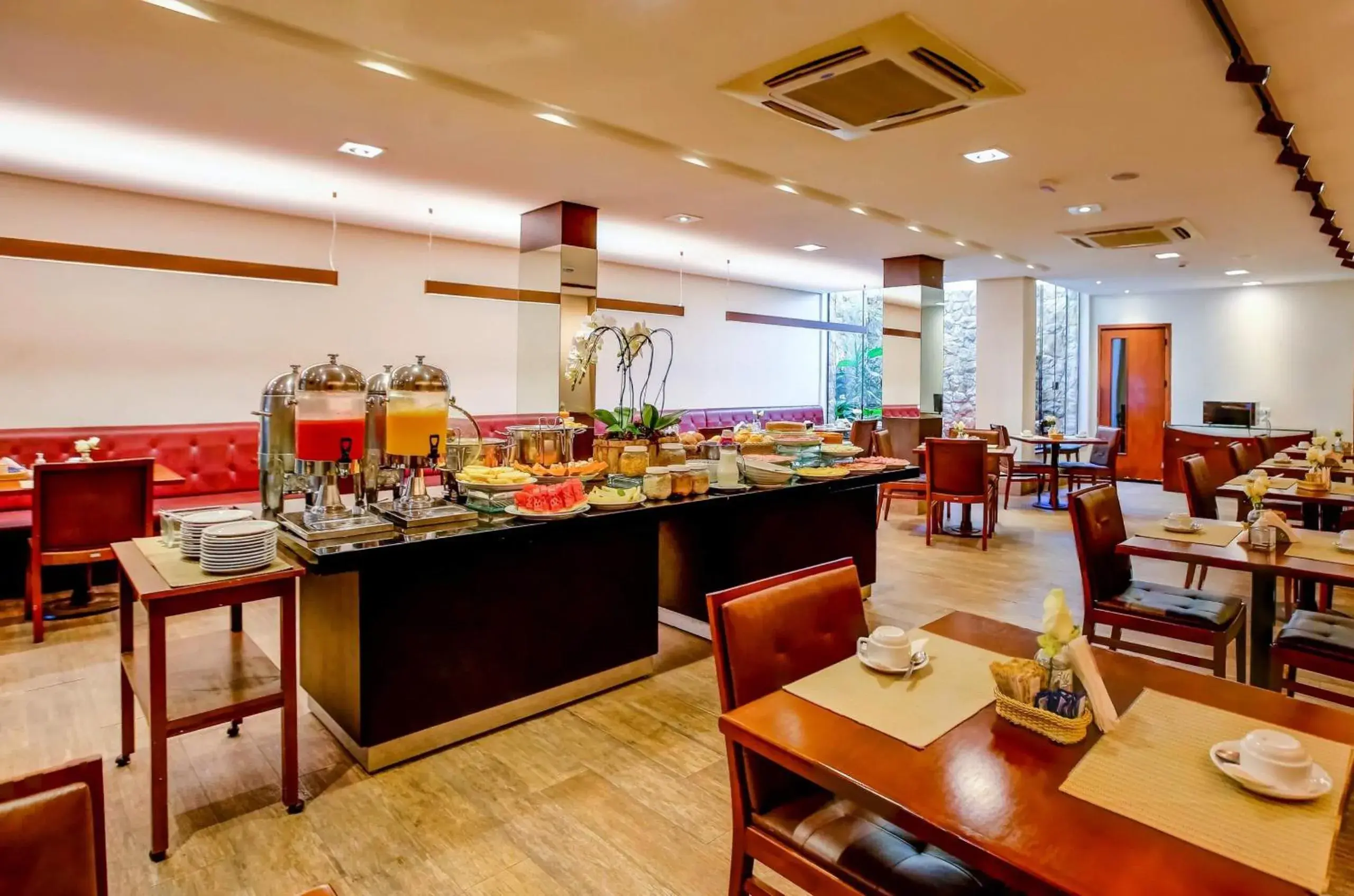 Restaurant/places to eat in Cordilheira Hotel Restaurant/places to eat in Cordilheira Hotel
