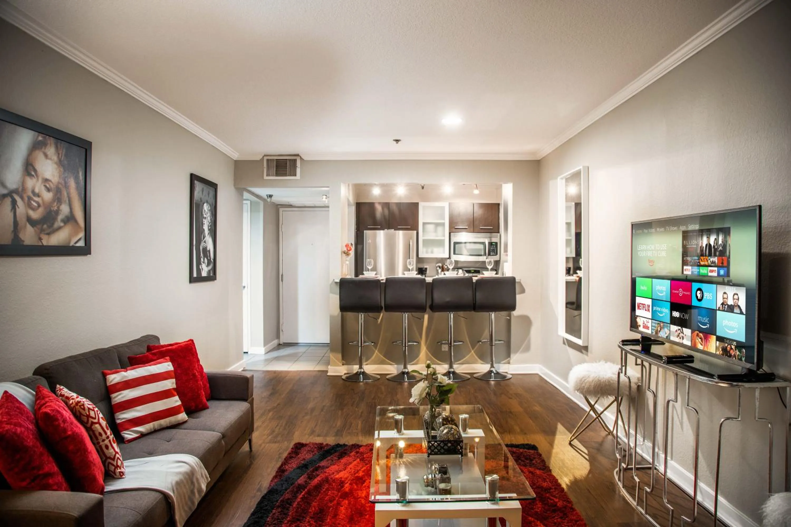 Living room in Integrity - Real Hollywood Experience