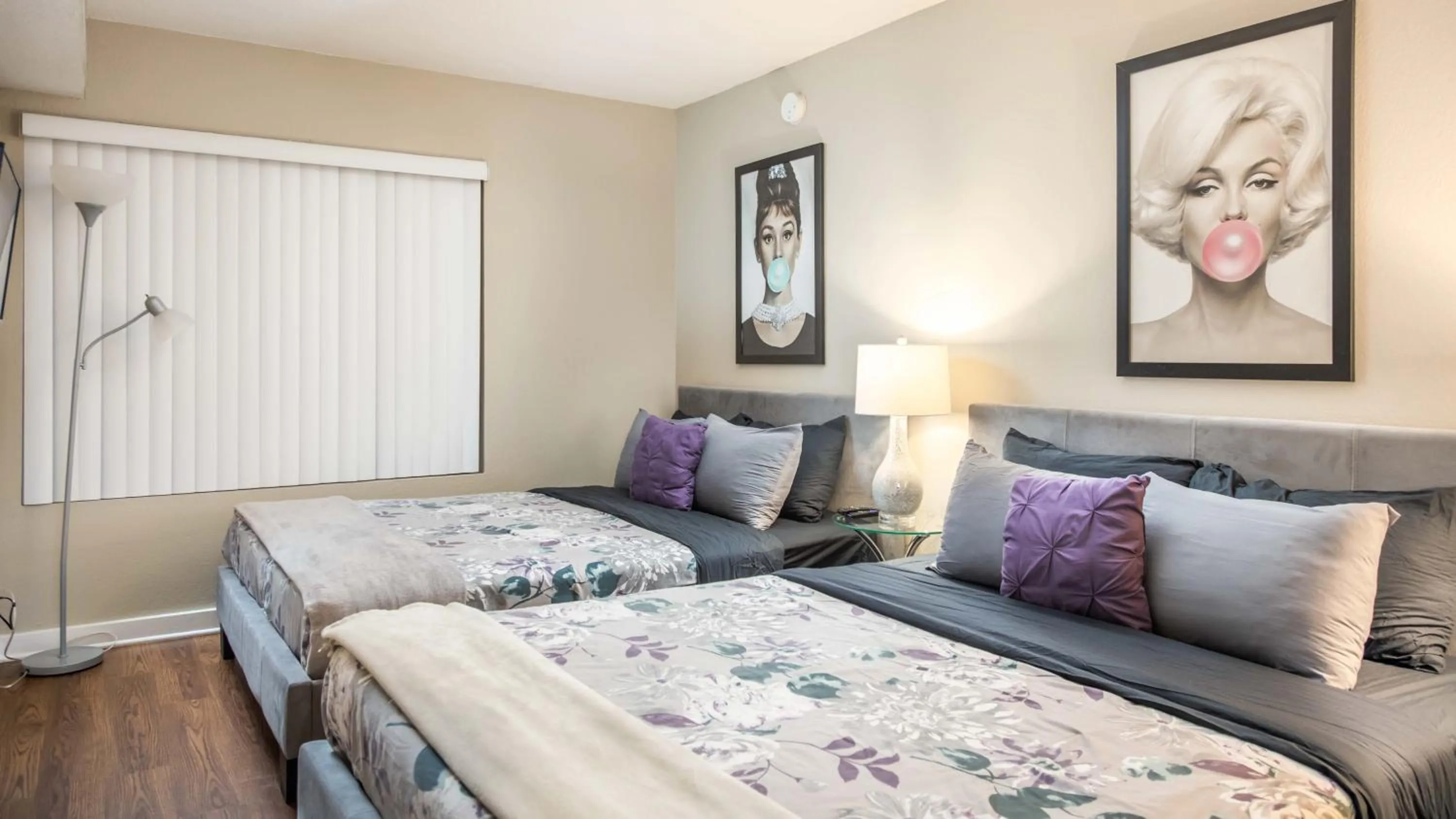 Bed in Integrity - Real Hollywood Experience