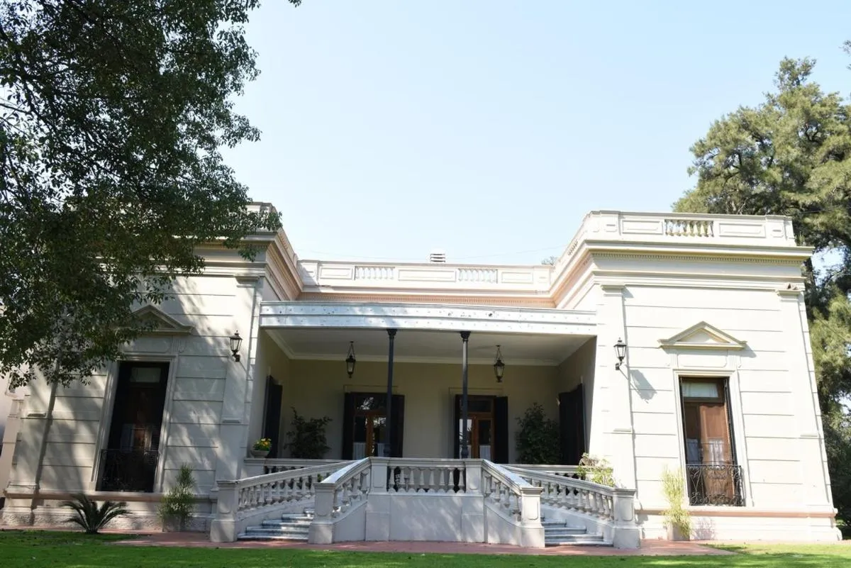 Facade/entrance in Howard Johnson Resort & Spa Escobar