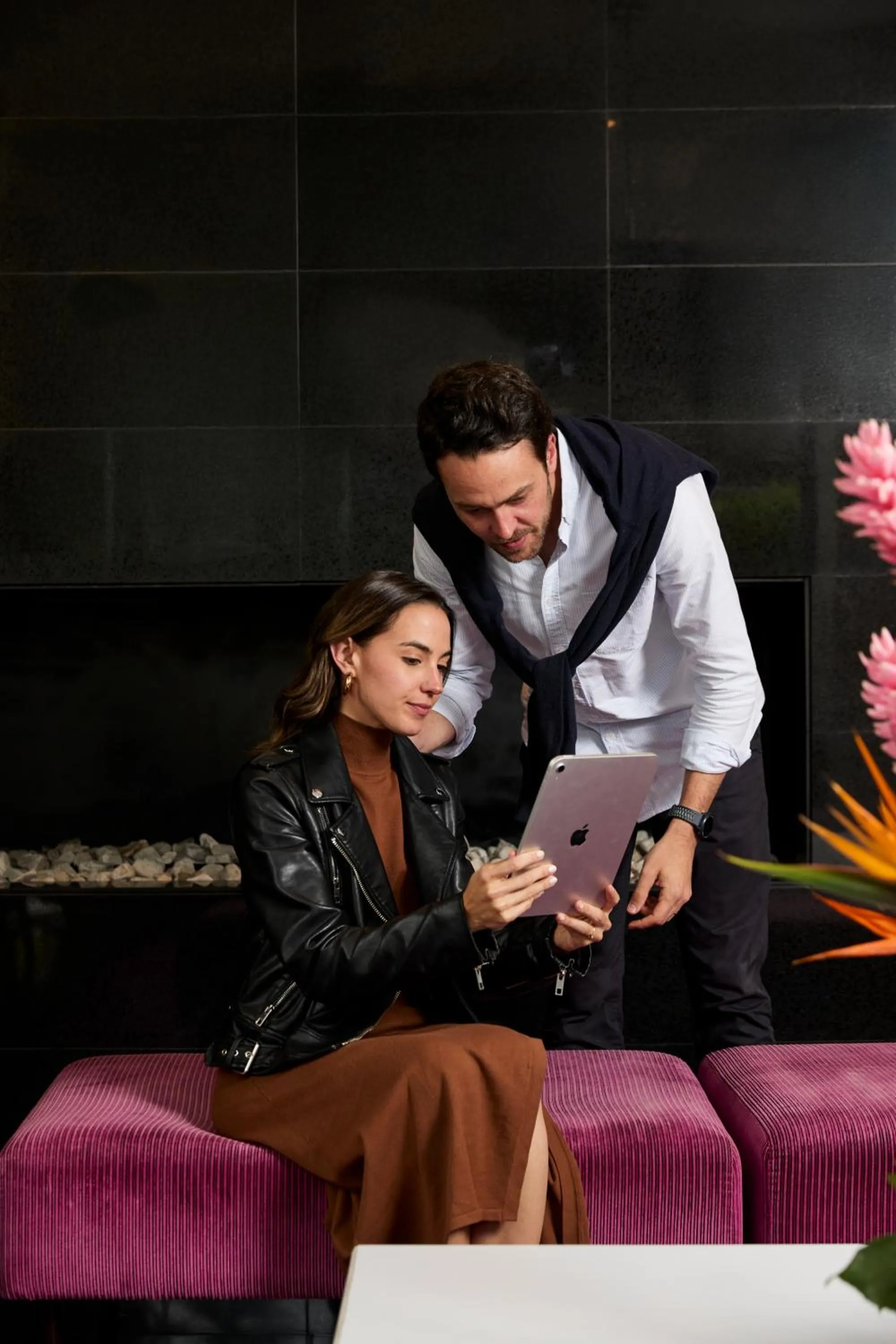 Lobby or reception in Hotel bh Parque 93