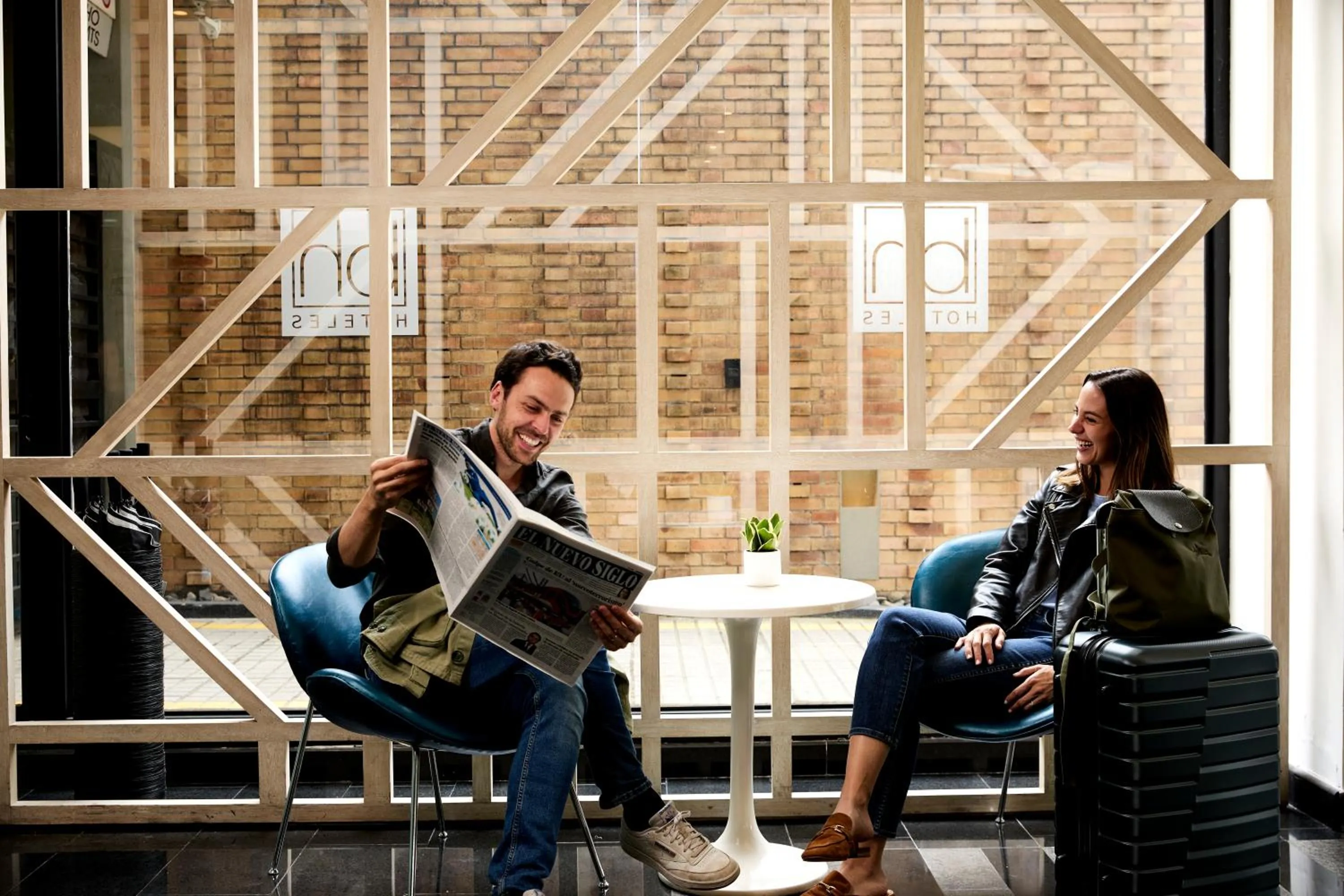 Lobby or reception in Hotel bh Parque 93