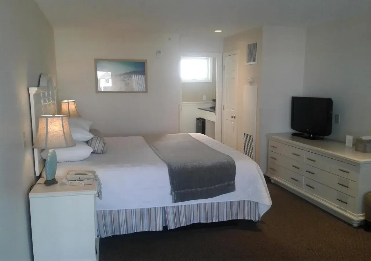 Bedroom, Bed in Anchorage by the Sea Bedroom, Bed in Anchorage by the Sea