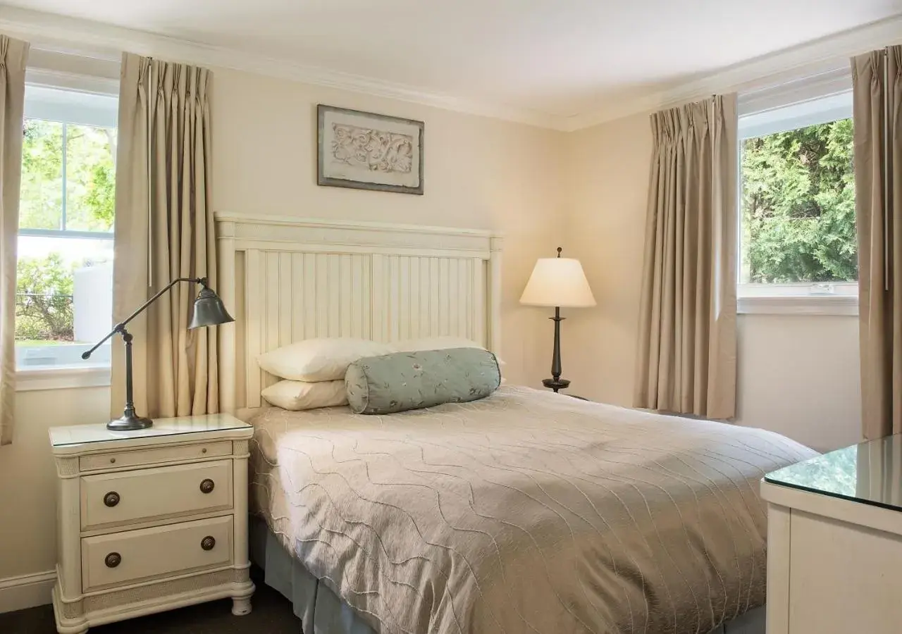 Bedroom, Bed in Anchorage by the Sea Bedroom, Bed in Anchorage by the Sea