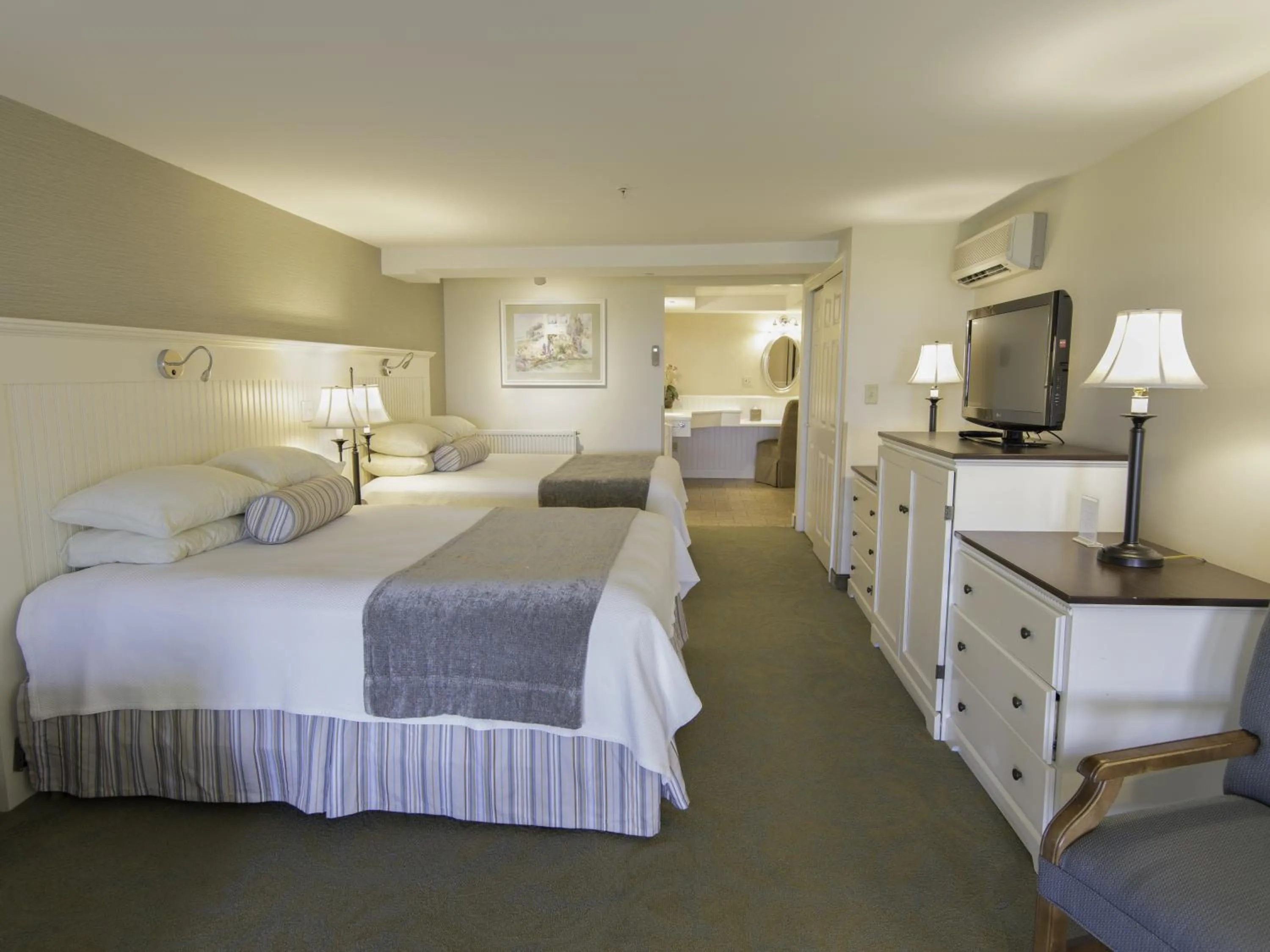 Room with Two Double Beds with Partial Ocean View - 2nd Floor in Anchorage by the Sea