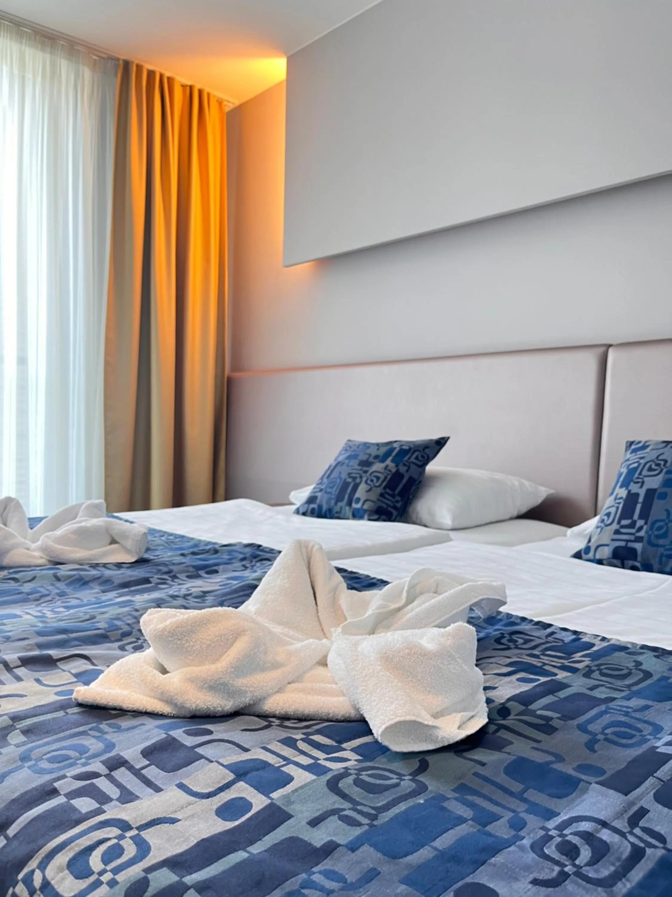 Bed in Hotel Thermana Park Laško**** Superior