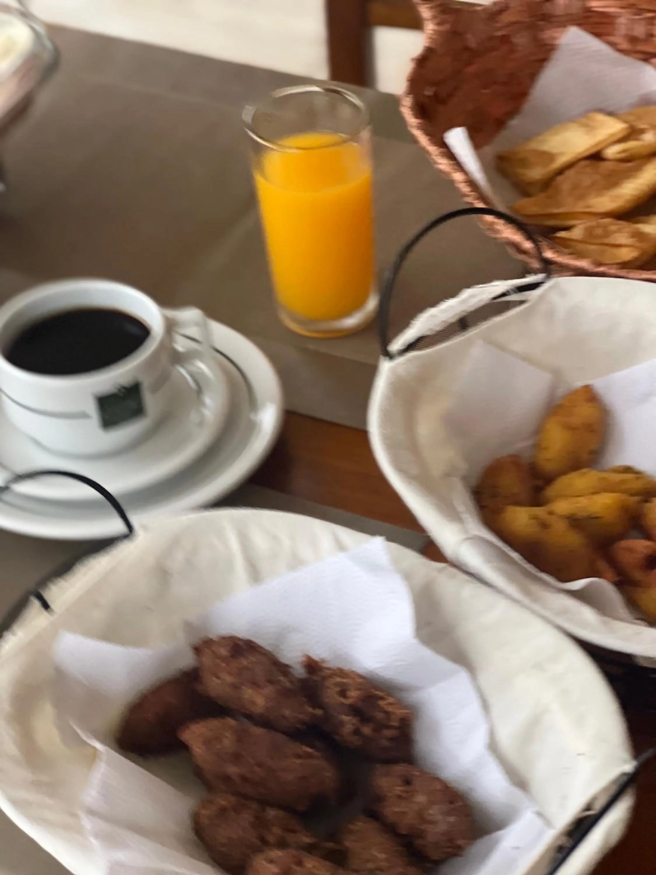 Breakfast in Hotel Elithi - O melhor custo benefício