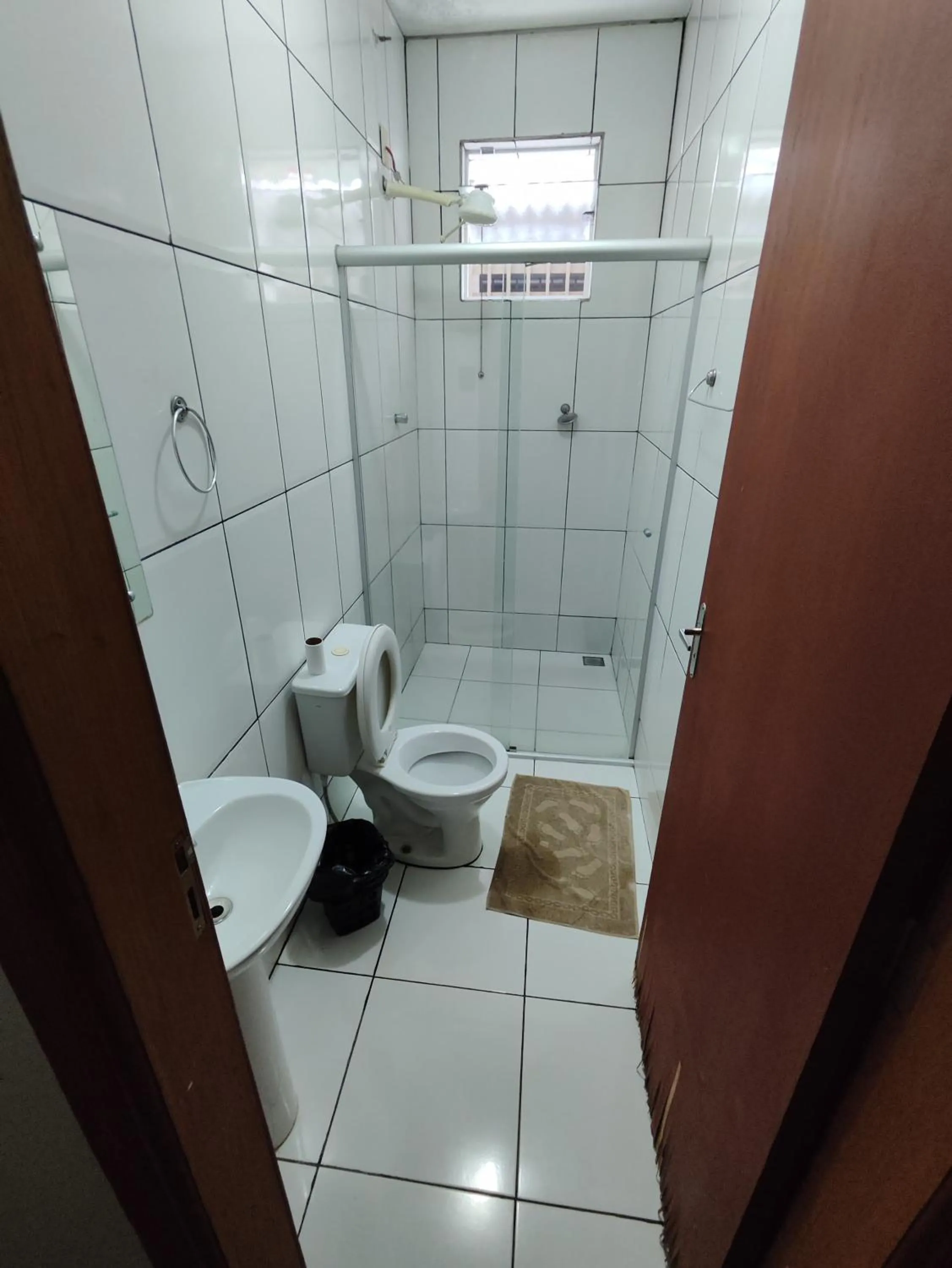 Bathroom in Hotel Elithi - O melhor custo benefício