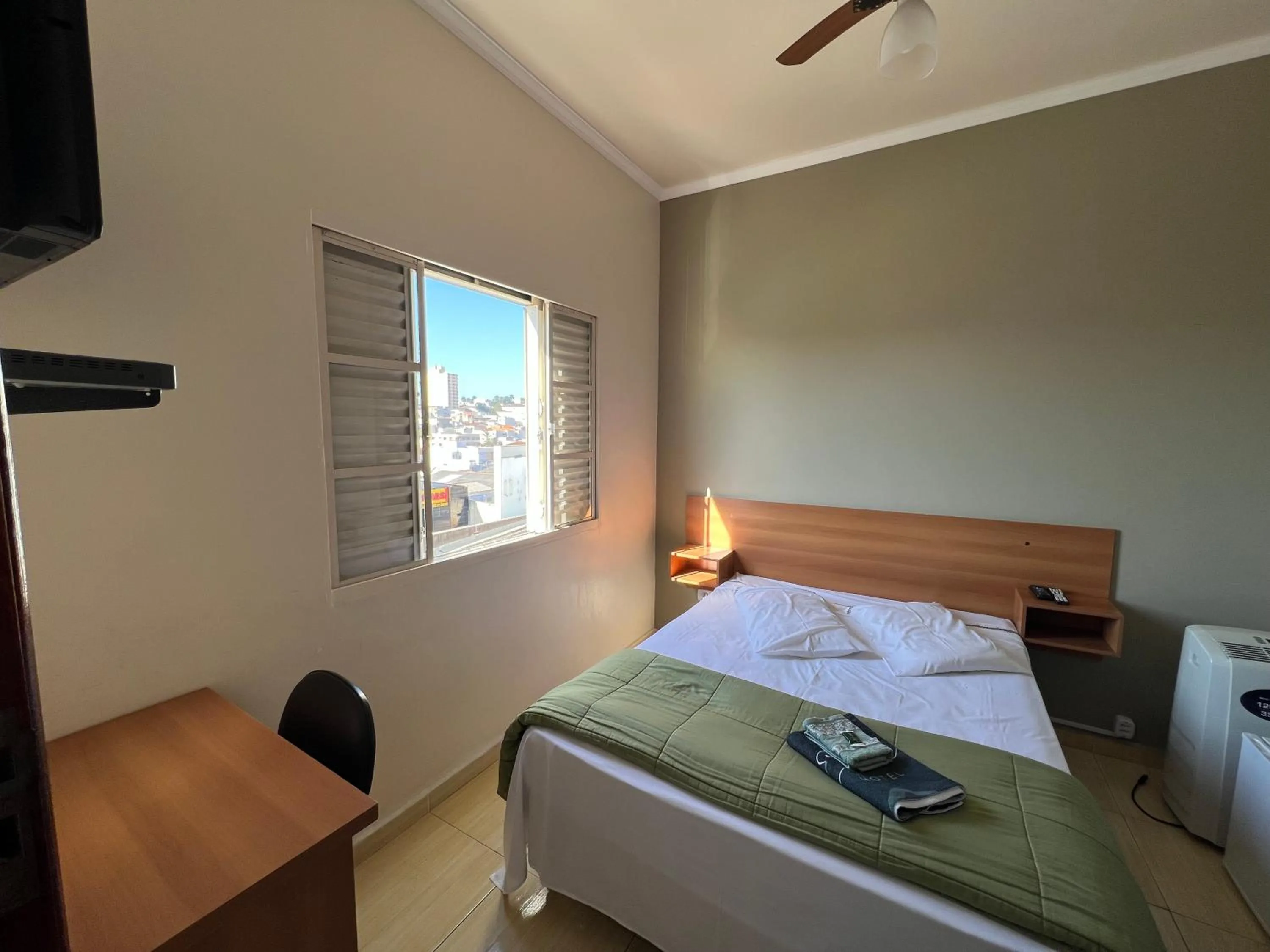 Bed in Hotel Elithi - O melhor custo benefício