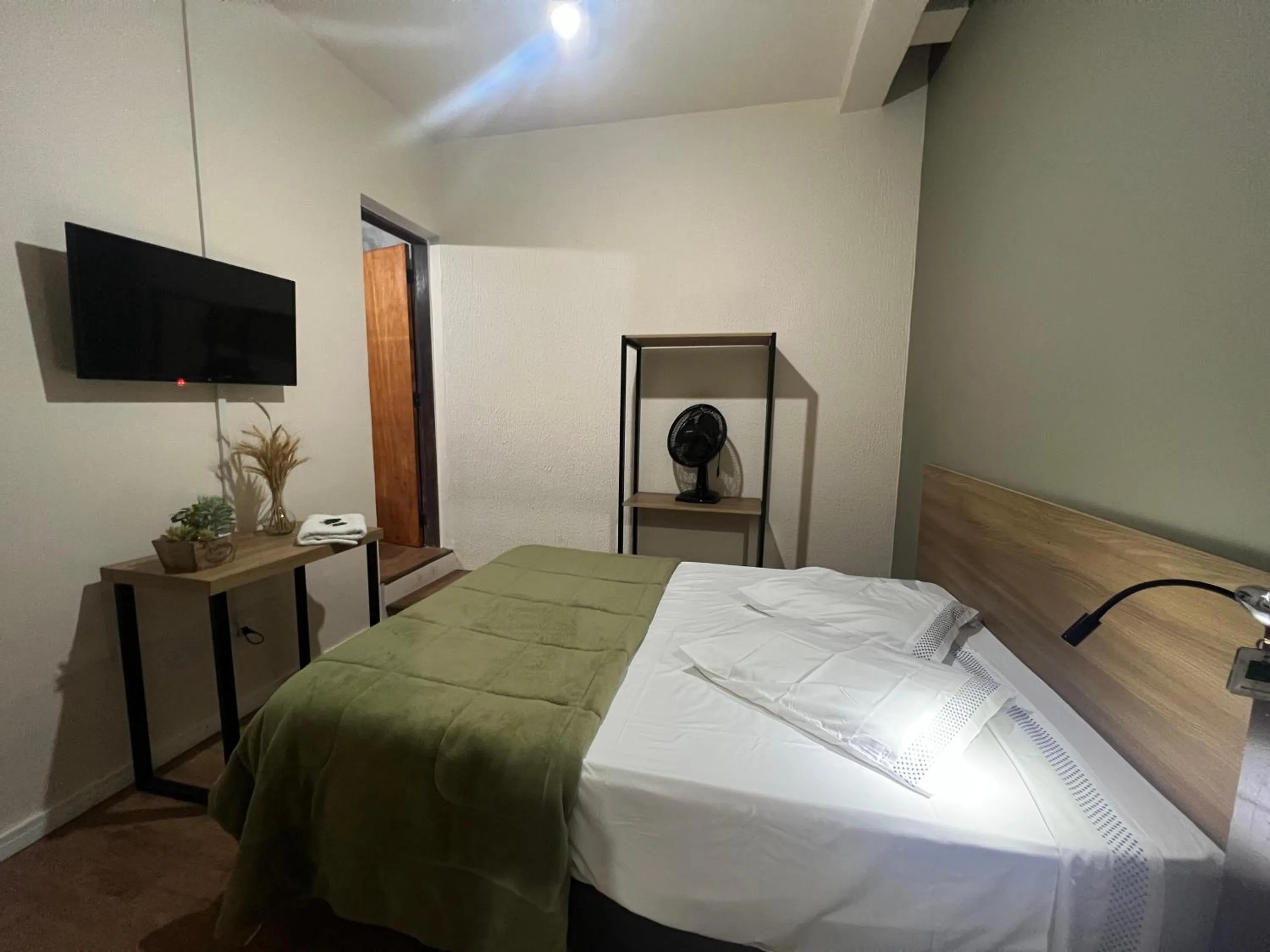 Bedroom, Bed in Hotel Elithi - O melhor custo benefício
