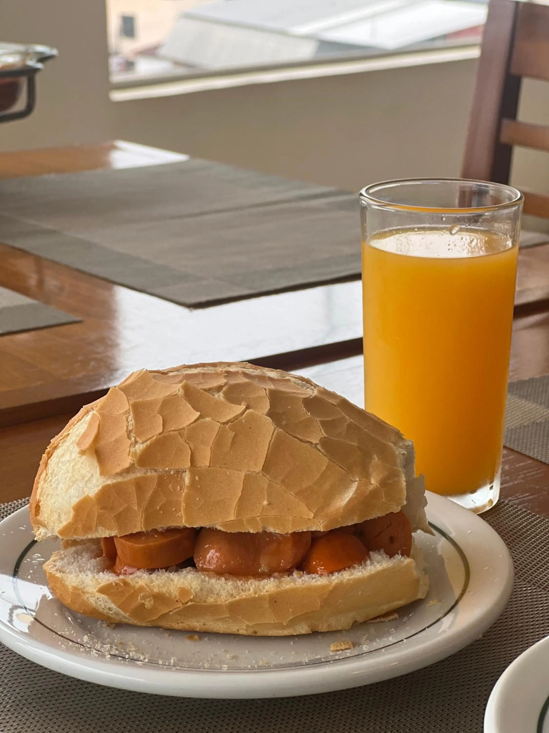 Breakfast in Hotel Elithi - O melhor custo benefício