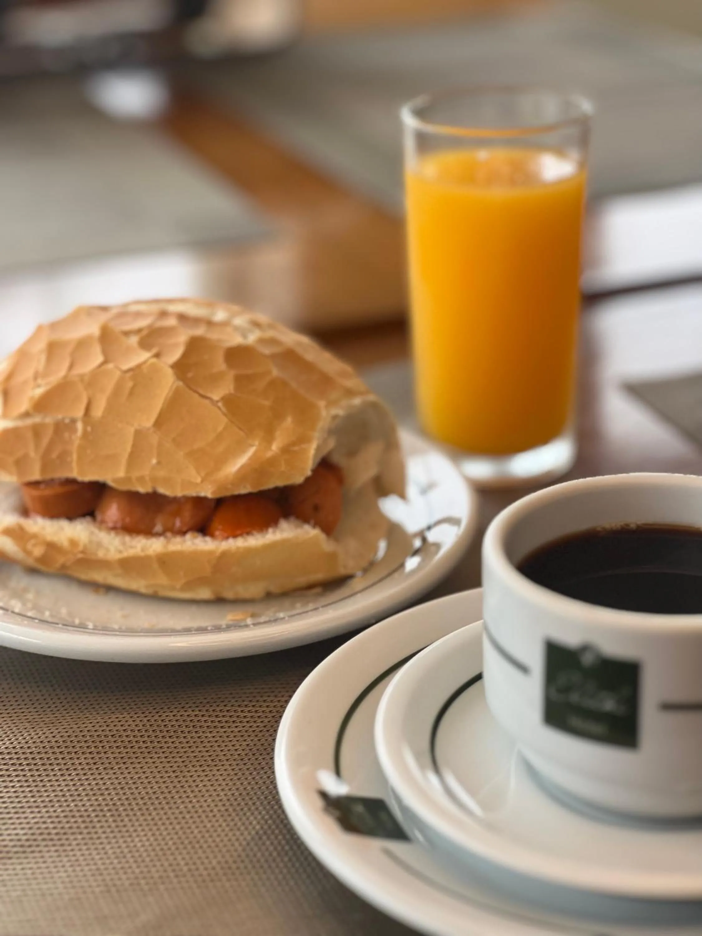 Breakfast in Hotel Elithi - O melhor custo benefício