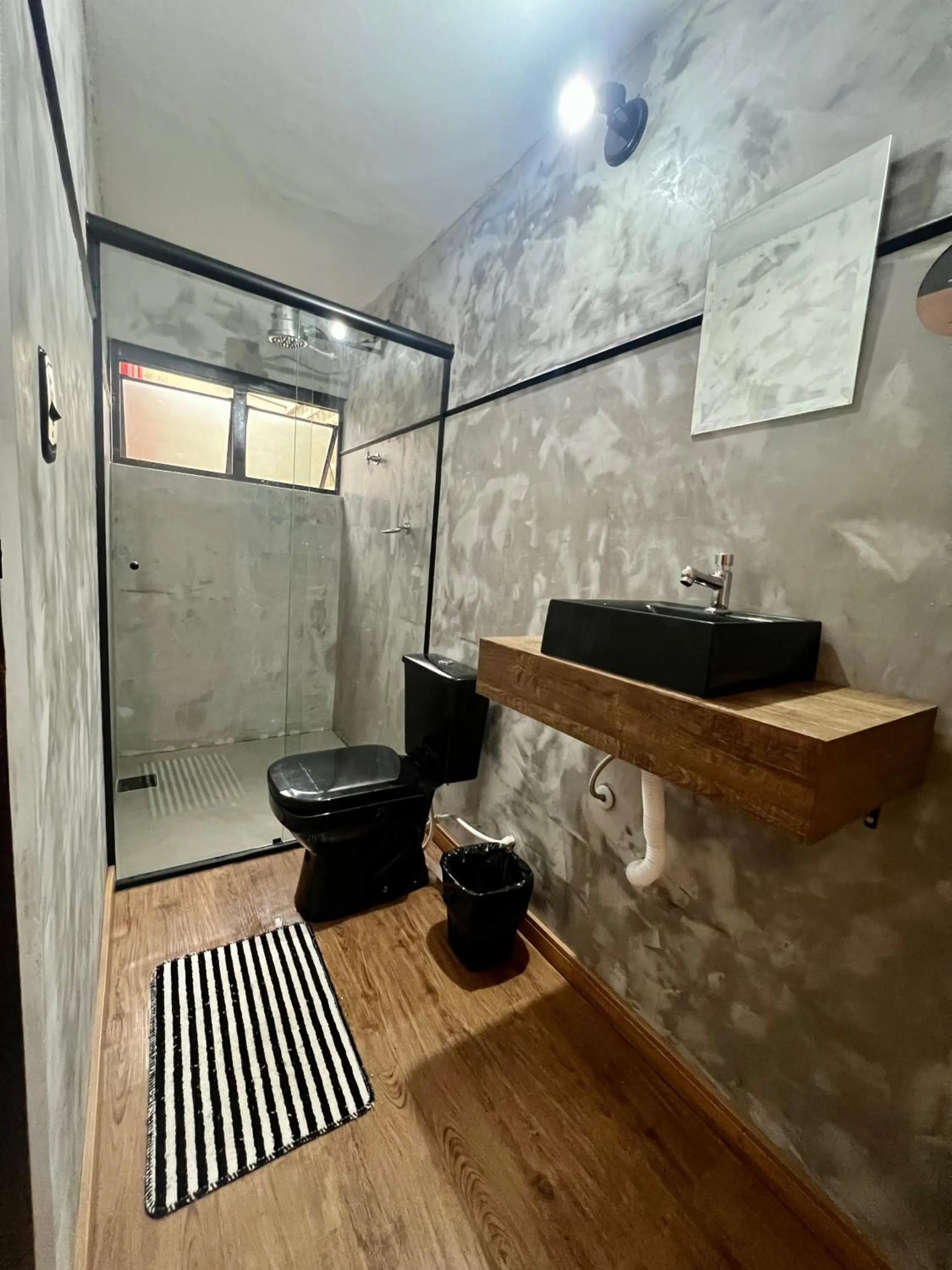 Bathroom in Hotel Elithi - O melhor custo benefício