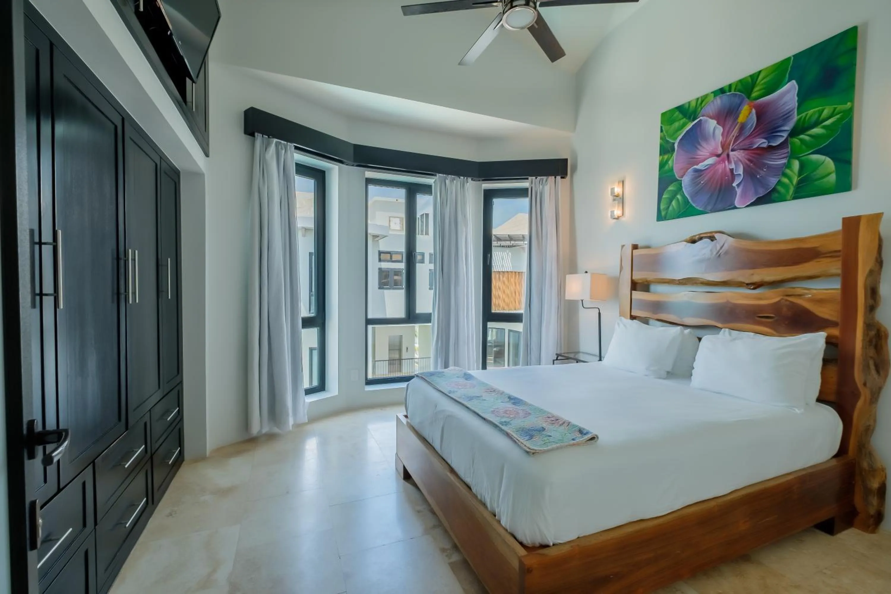 Bedroom, Bed in Diamante Beachfront Suites