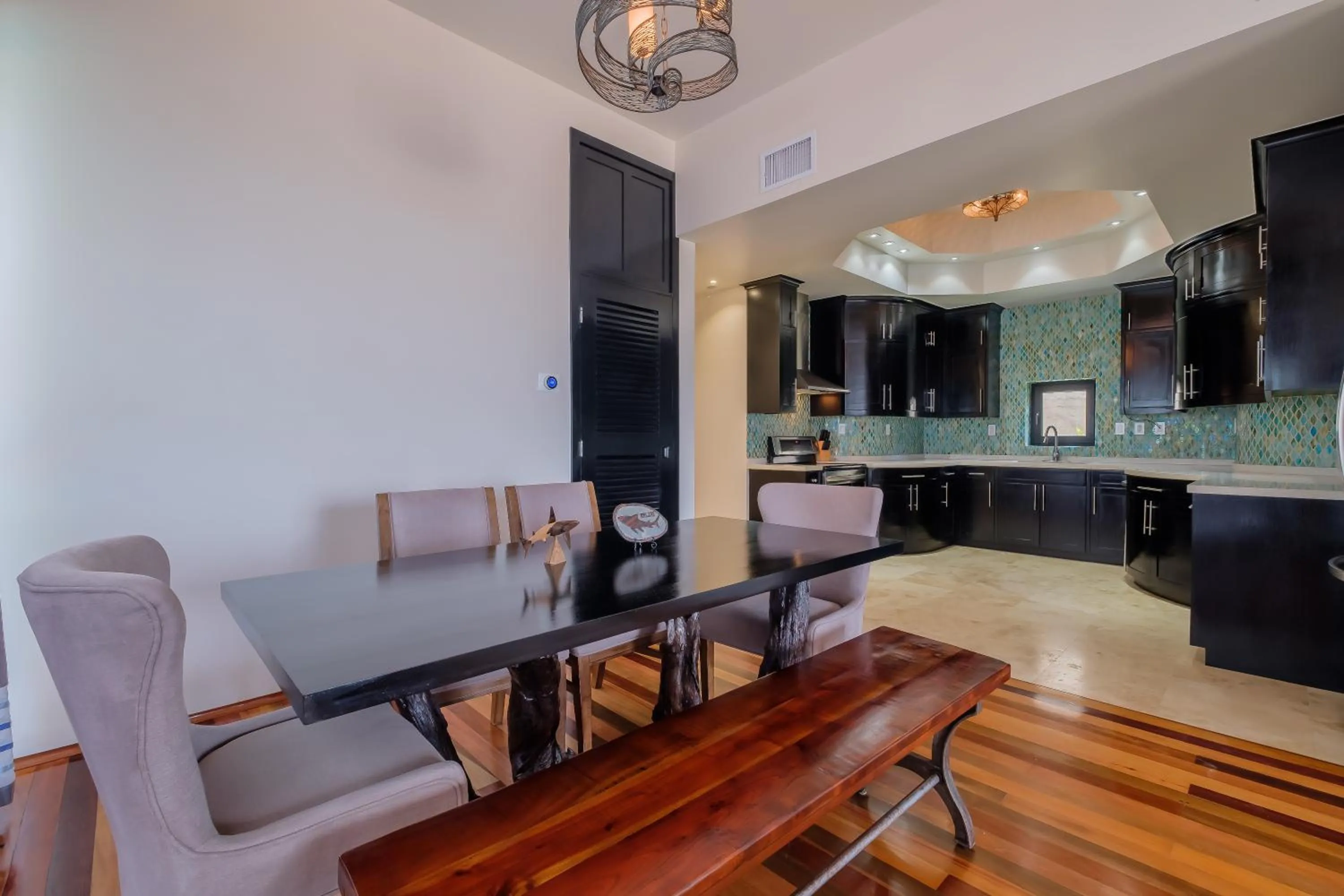 Kitchen or kitchenette in Diamante Beachfront Suites