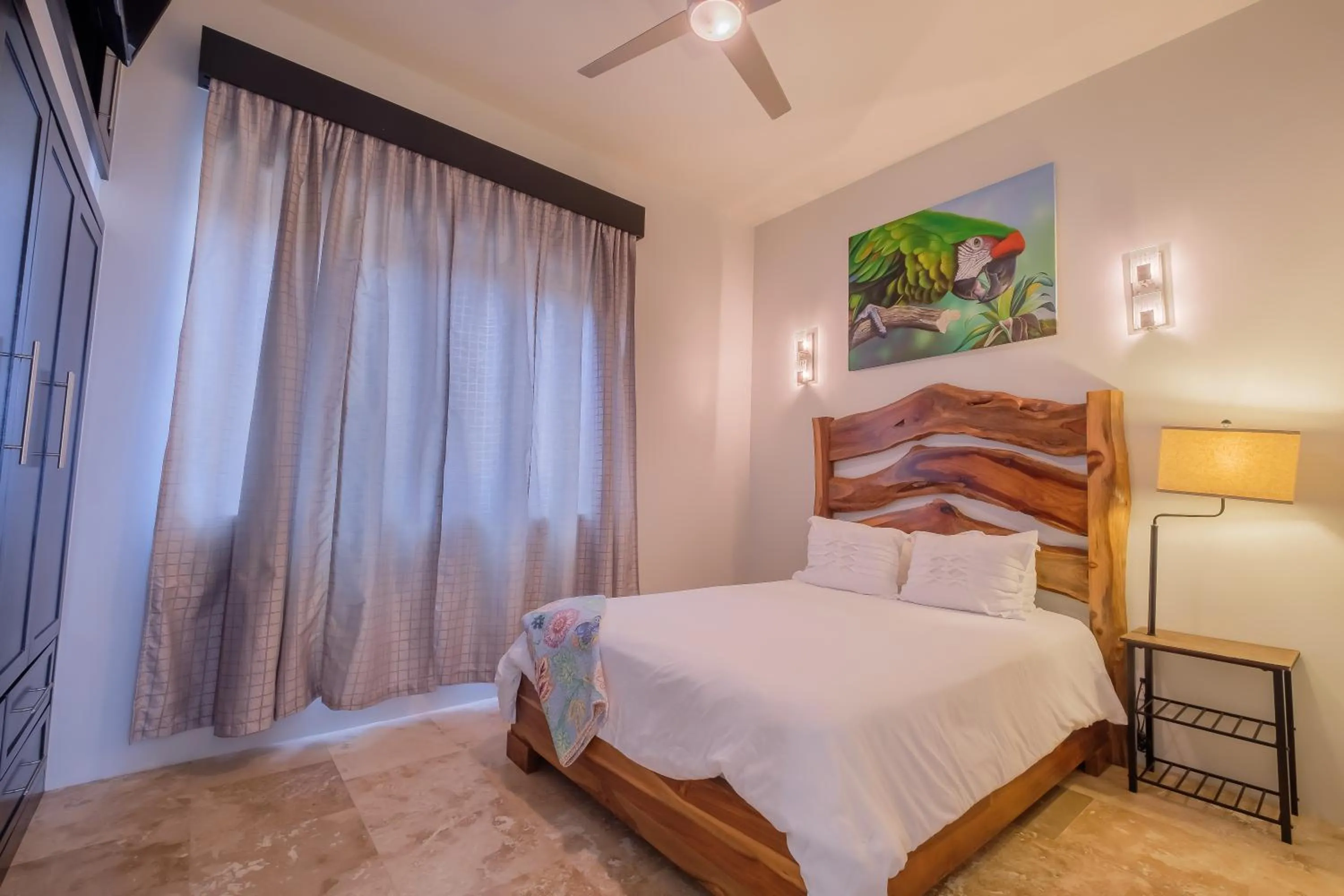 Bedroom, Bed in Diamante Beachfront Suites