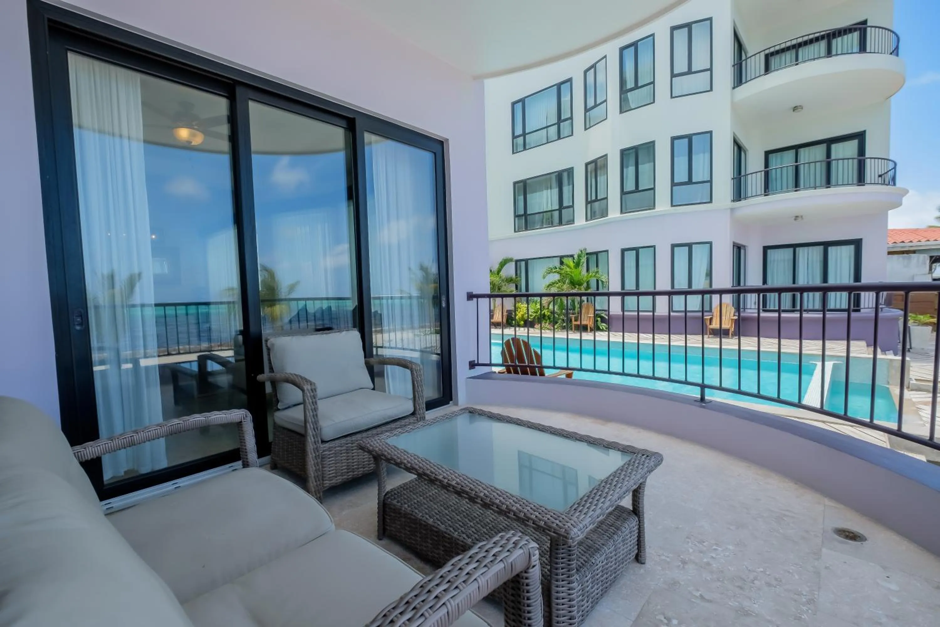 Balcony/Terrace in Diamante Beachfront Suites