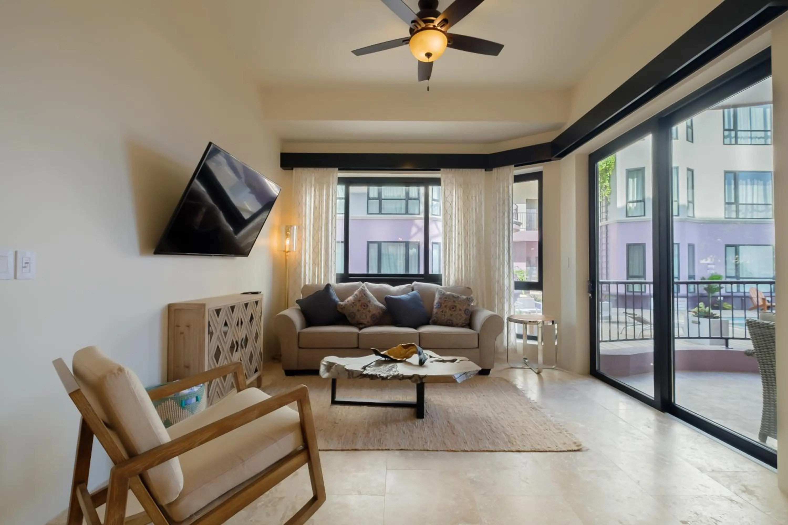 Living room in Diamante Beachfront Suites