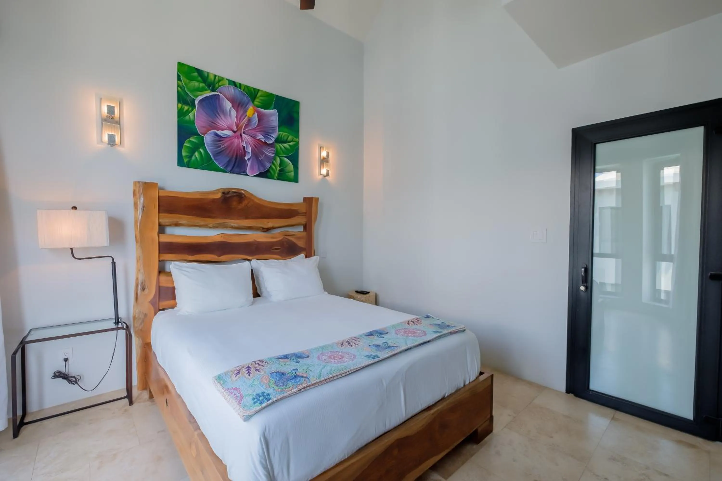 Bedroom, Bed in Diamante Beachfront Suites