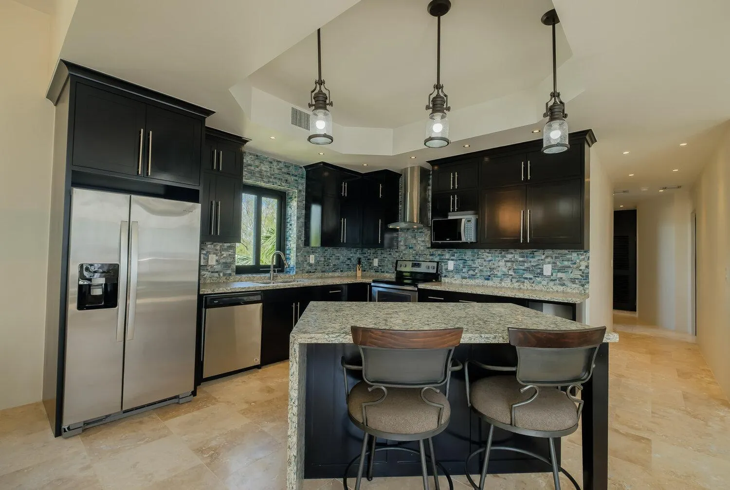 Kitchen or kitchenette in Diamante Beachfront Suites