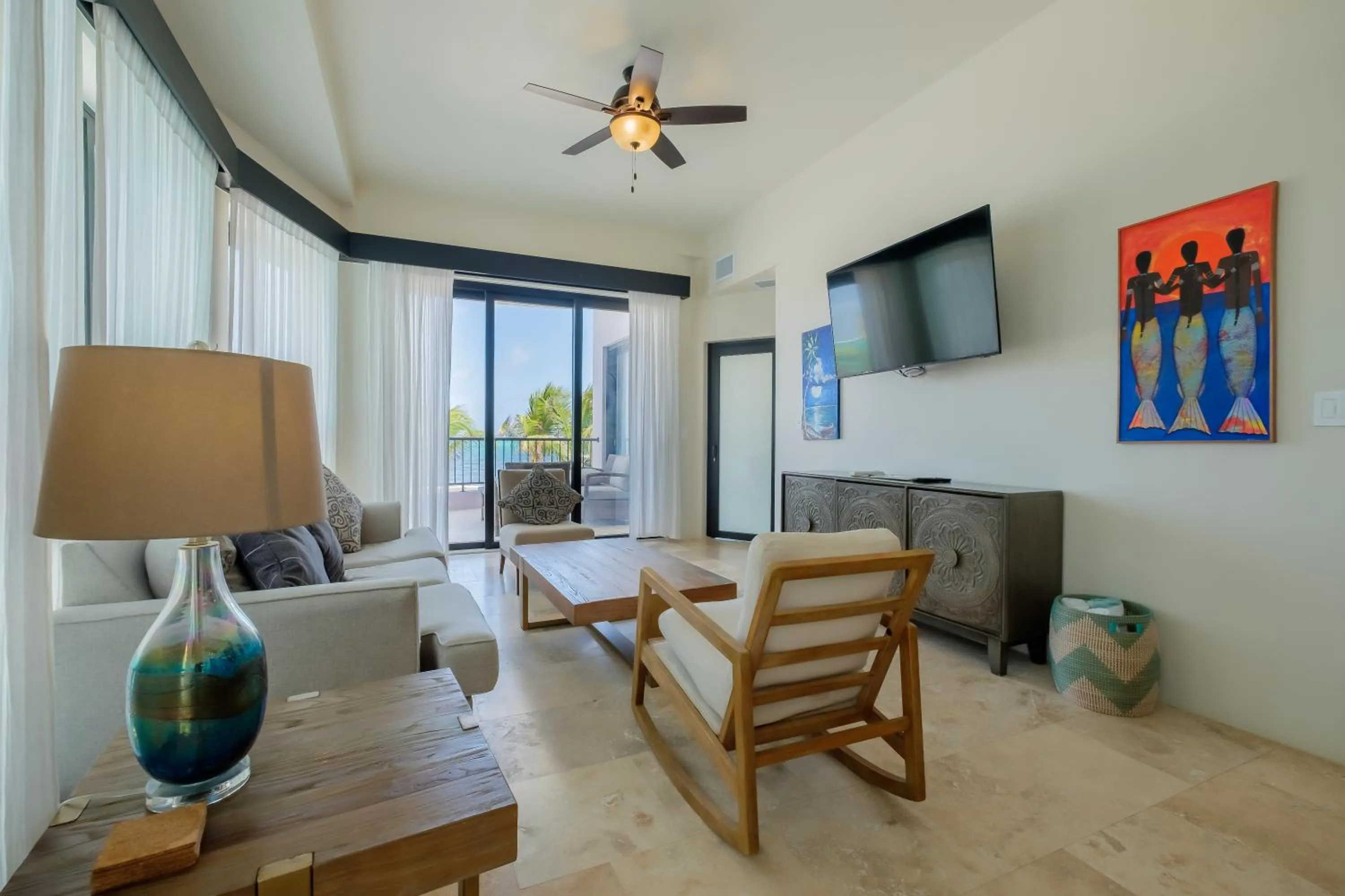 Living room in Diamante Beachfront Suites