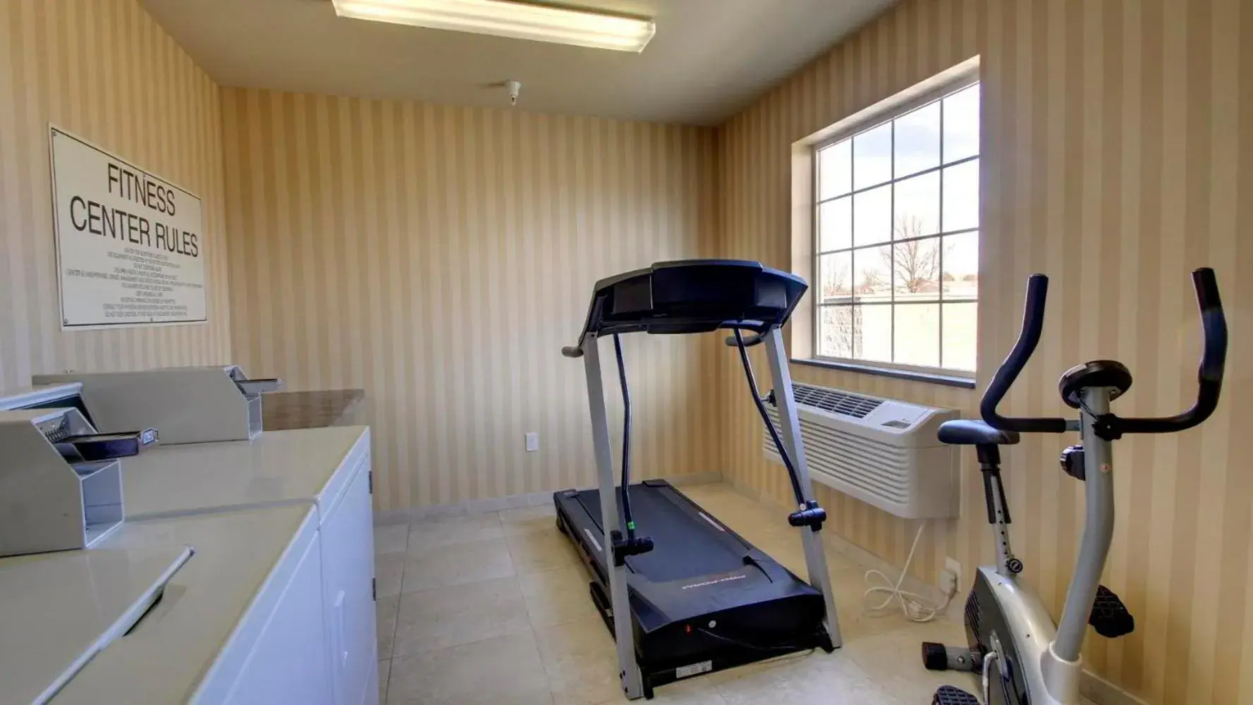 Fitness centre/facilities in Cobblestone Hotel - Wayne Fitness centre/facilities in Cobblestone Hotel - Wayne