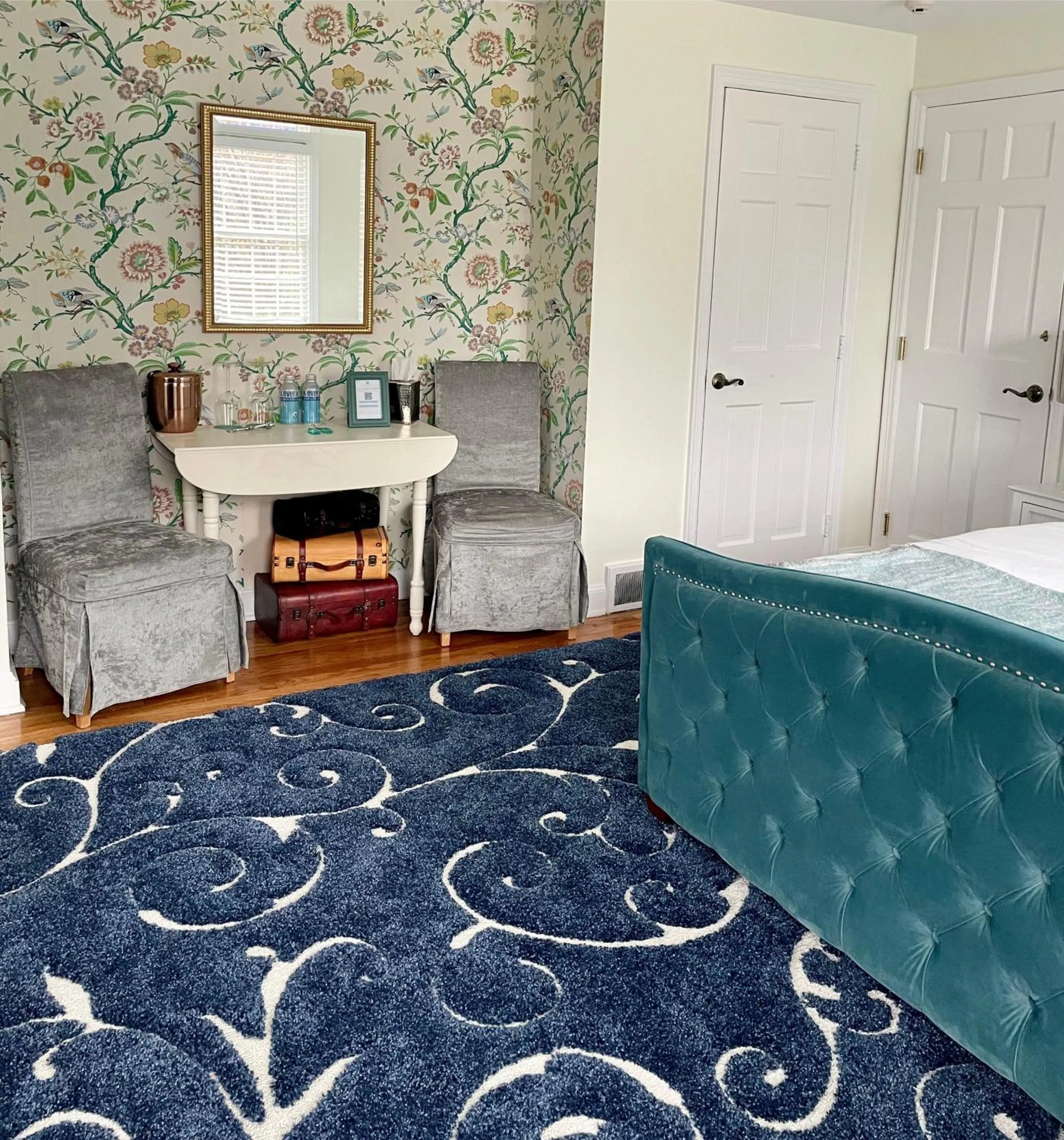 Seating area, Bed in The Homestead