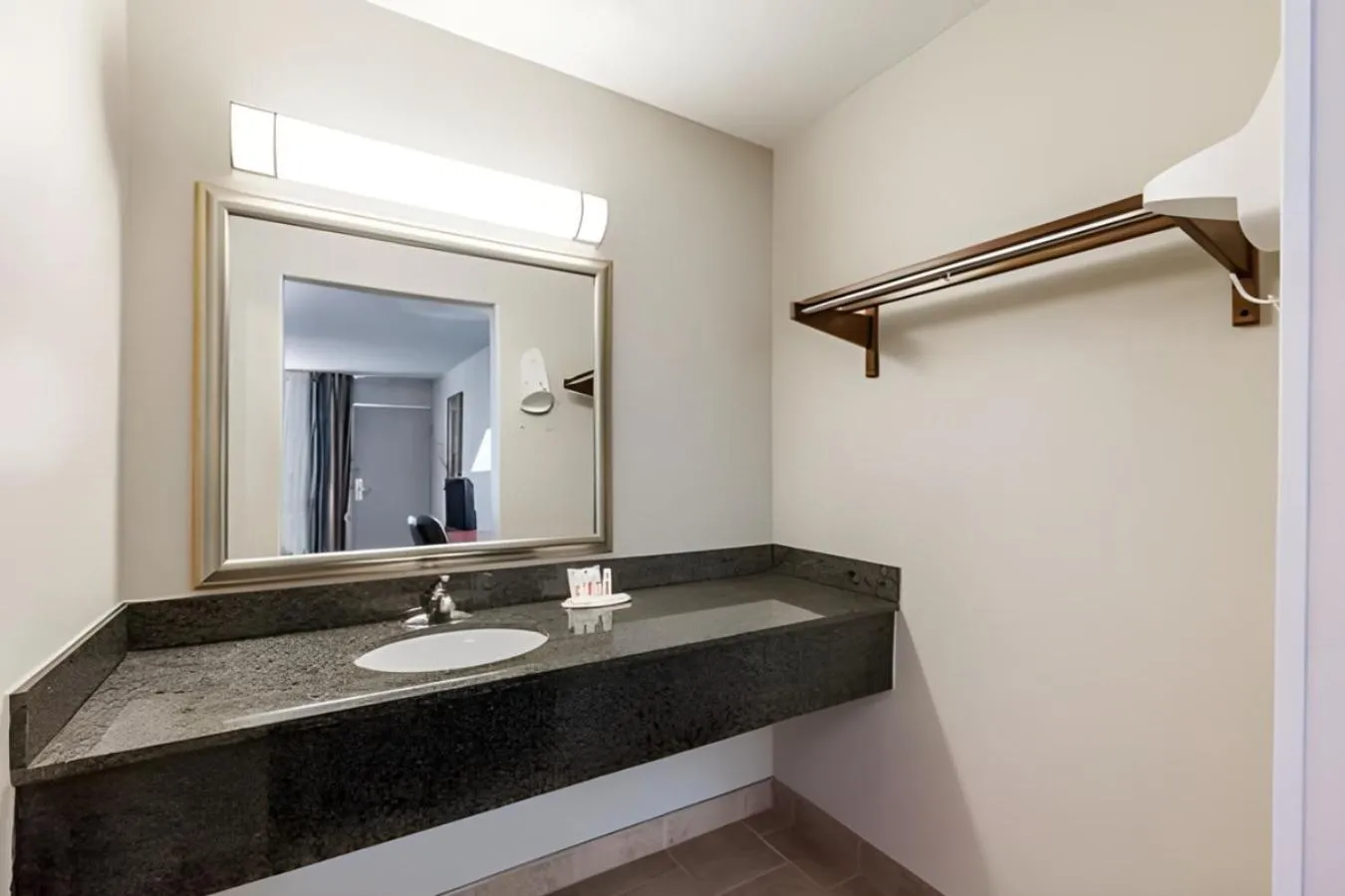 Bathroom in Iberia House & Suites