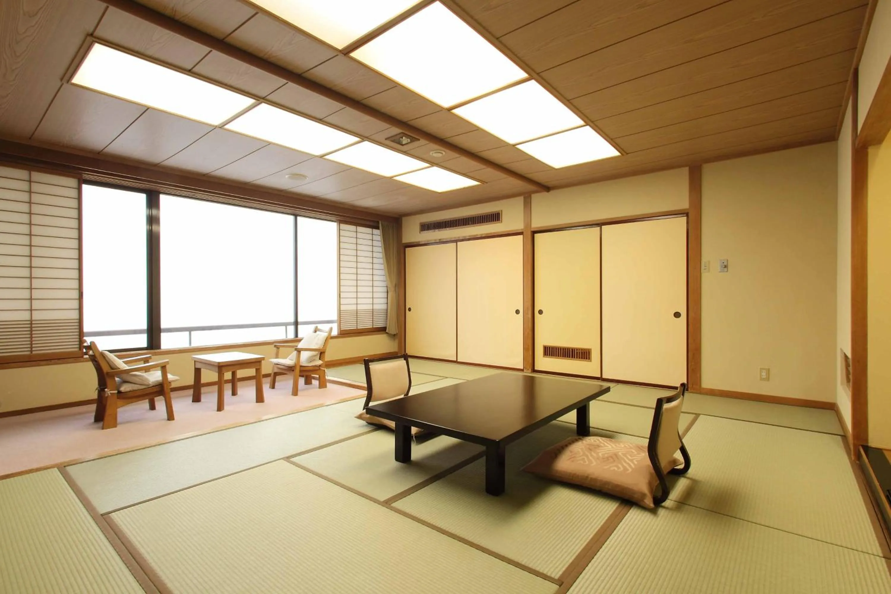 Photo of the whole room in Sarugakyo Hotel