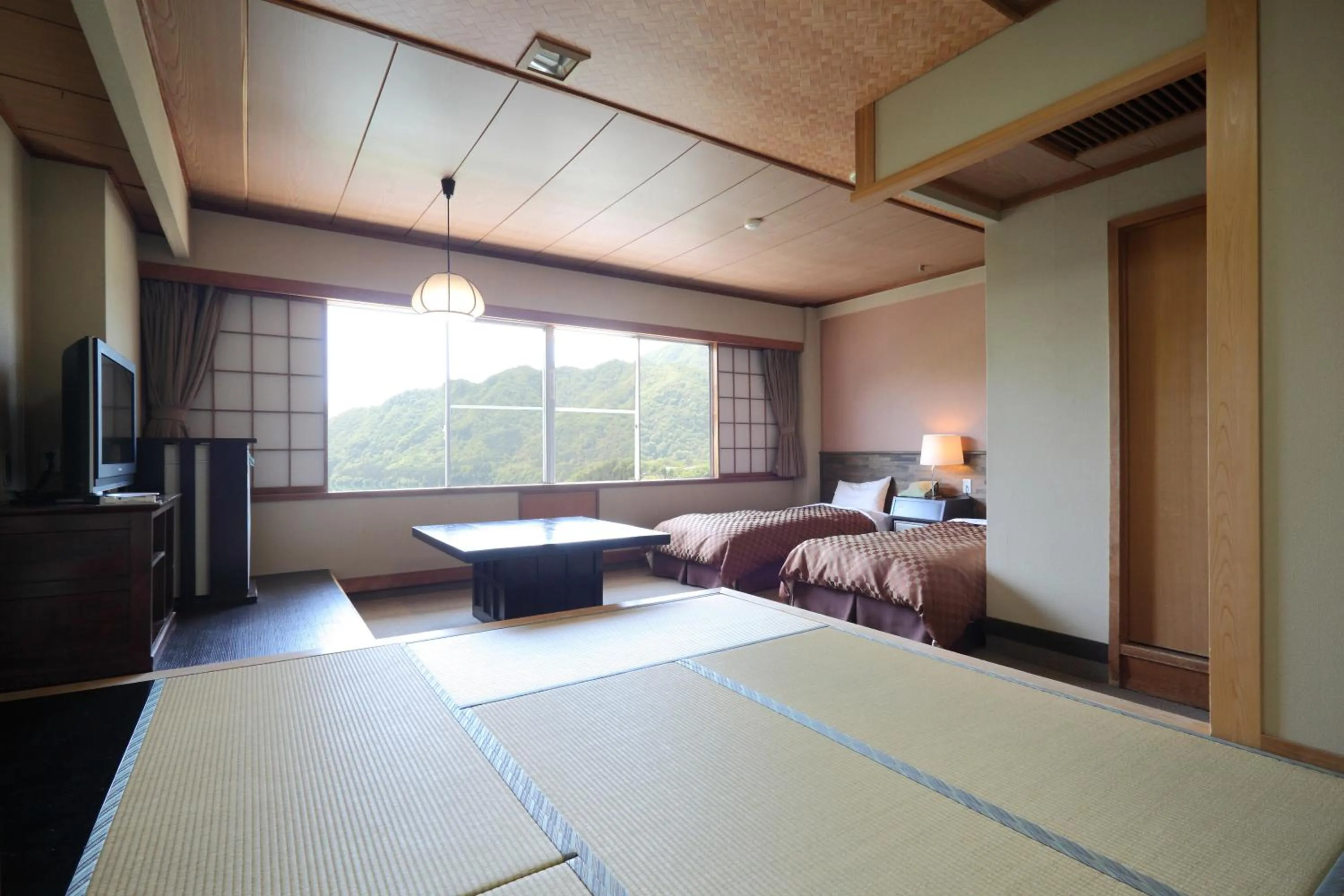Photo of the whole room, Bed in Sarugakyo Hotel