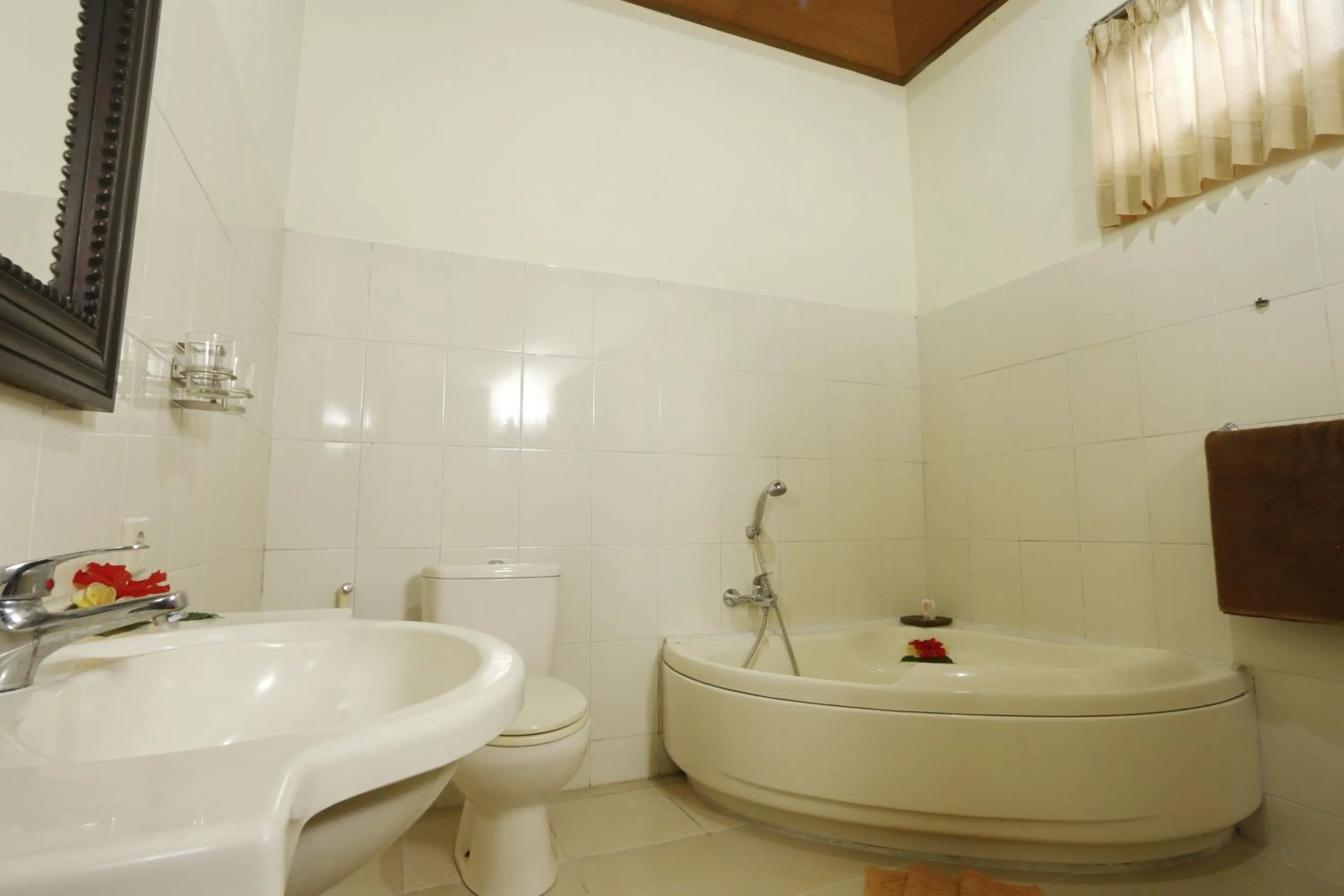 Bathroom in Sagitarius Inn