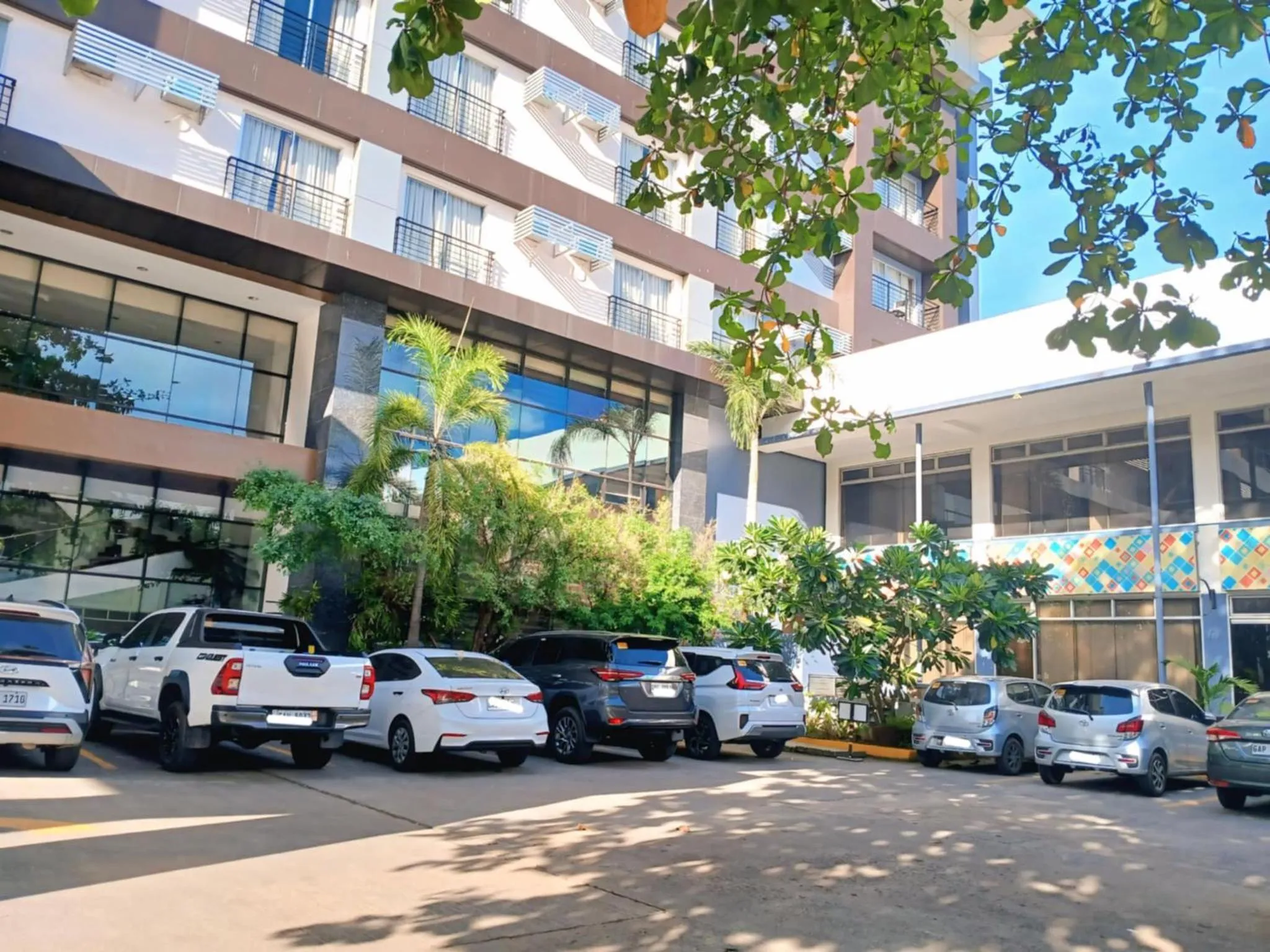 Parking in Dohera Hotel