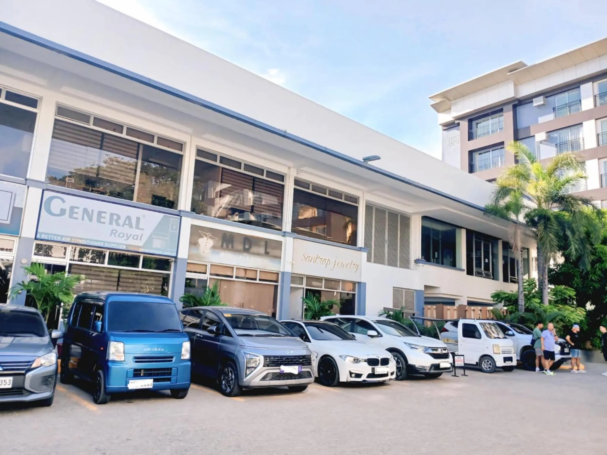 Parking in Dohera Hotel