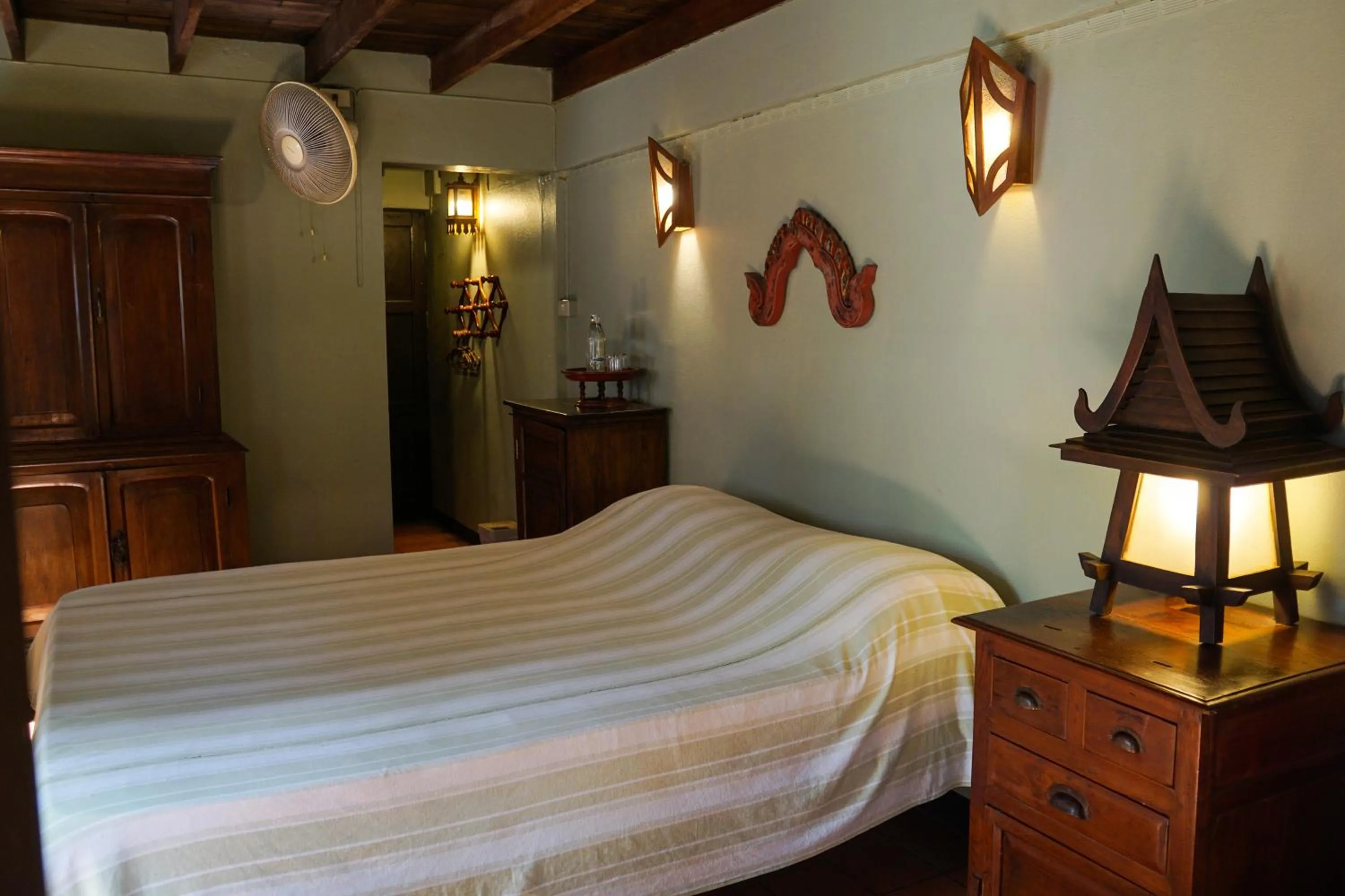 Bedroom, Bed in The Riverside Guest House