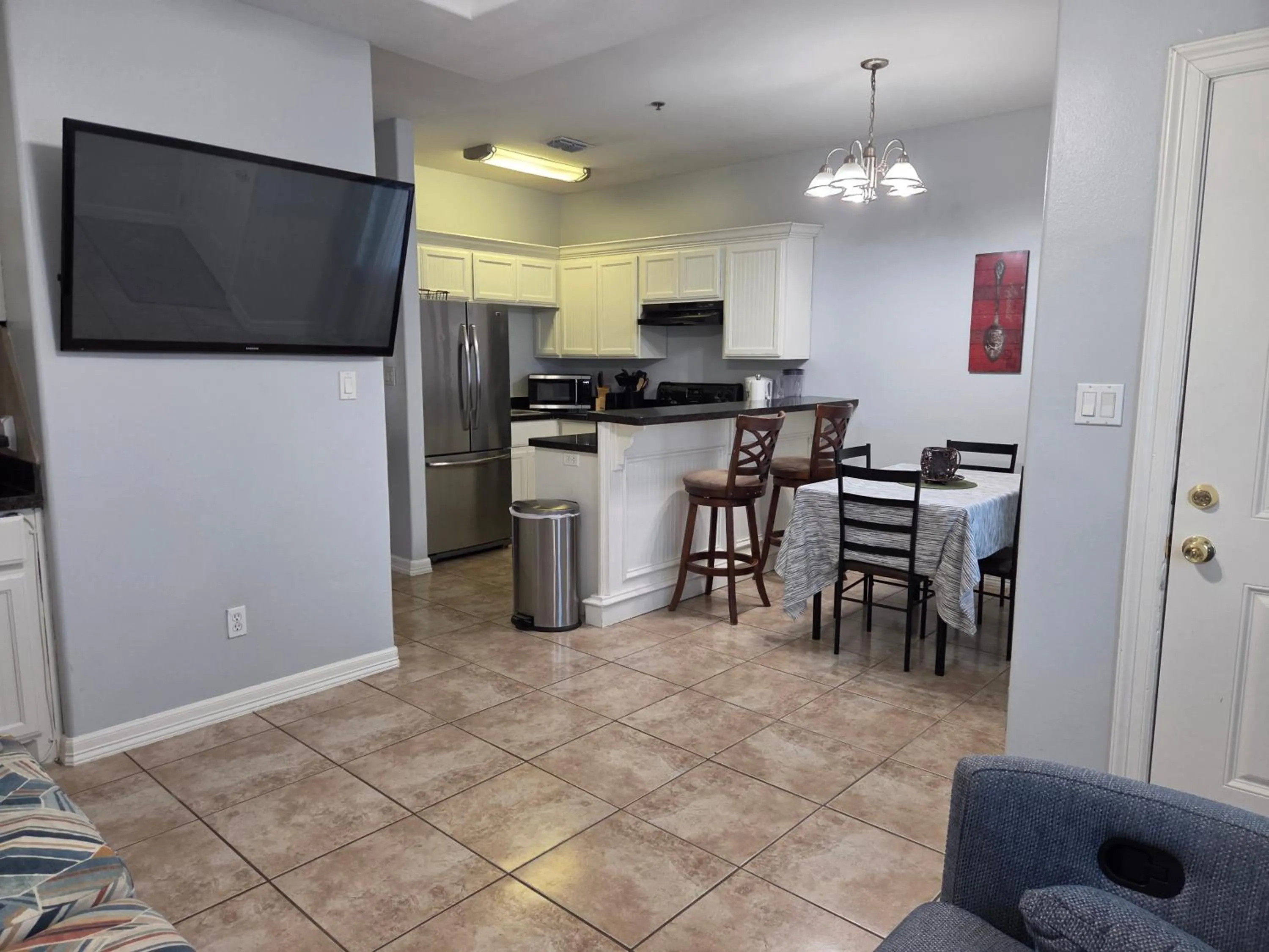 107 Pike on Oceanside