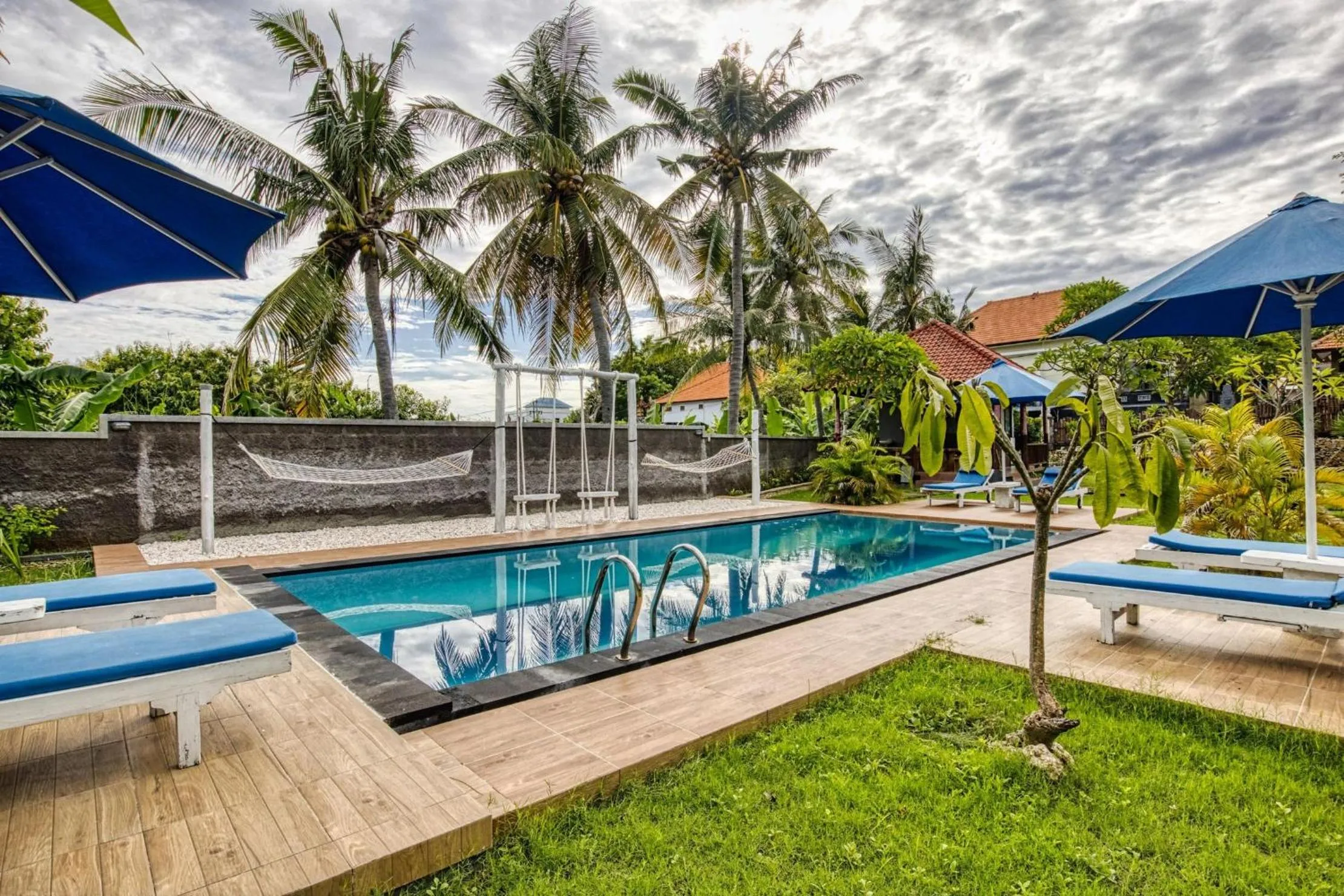 Swimming pool in Megaland Bungalow