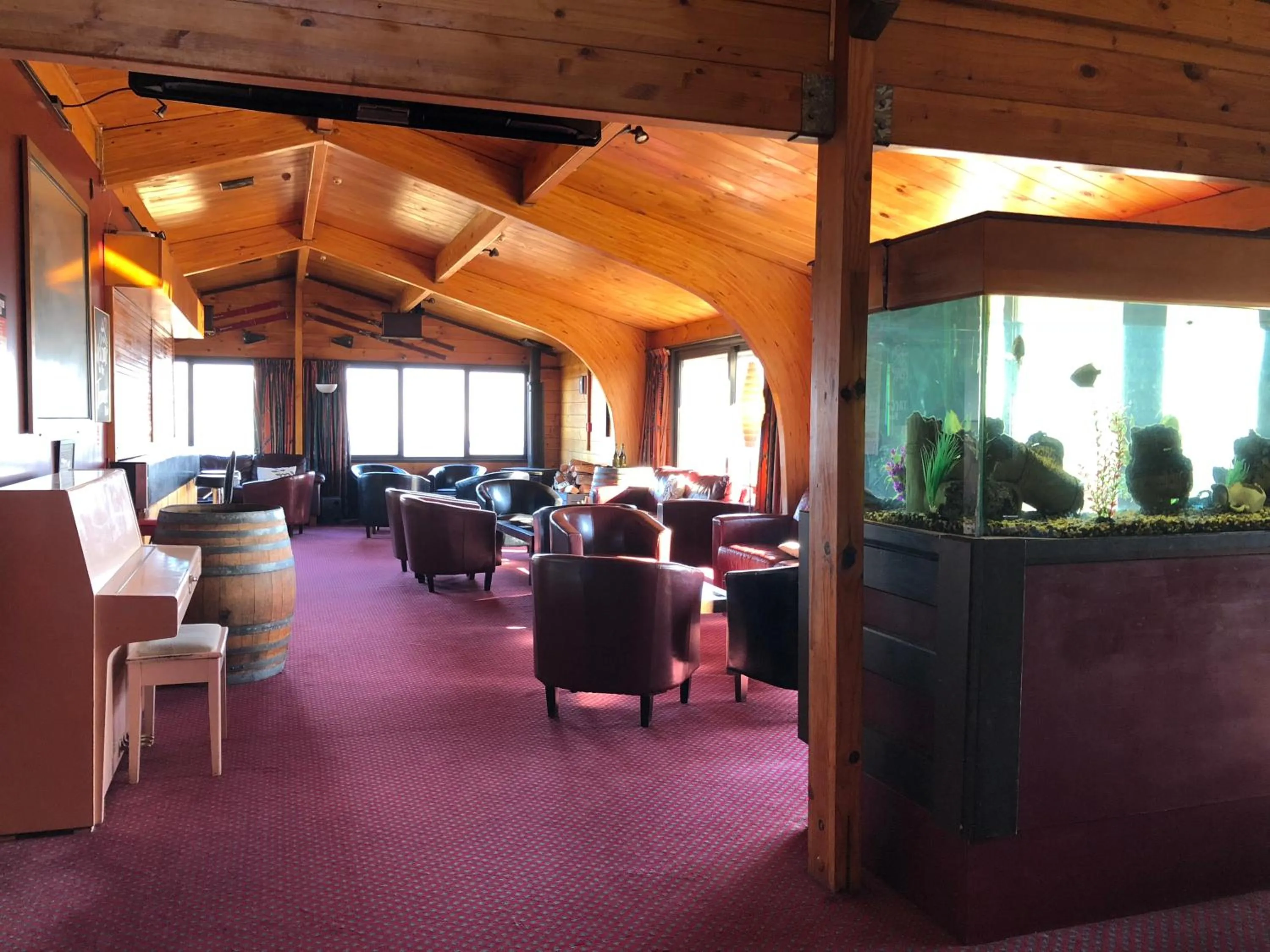 Lounge or bar in Skotel Alpine Resort