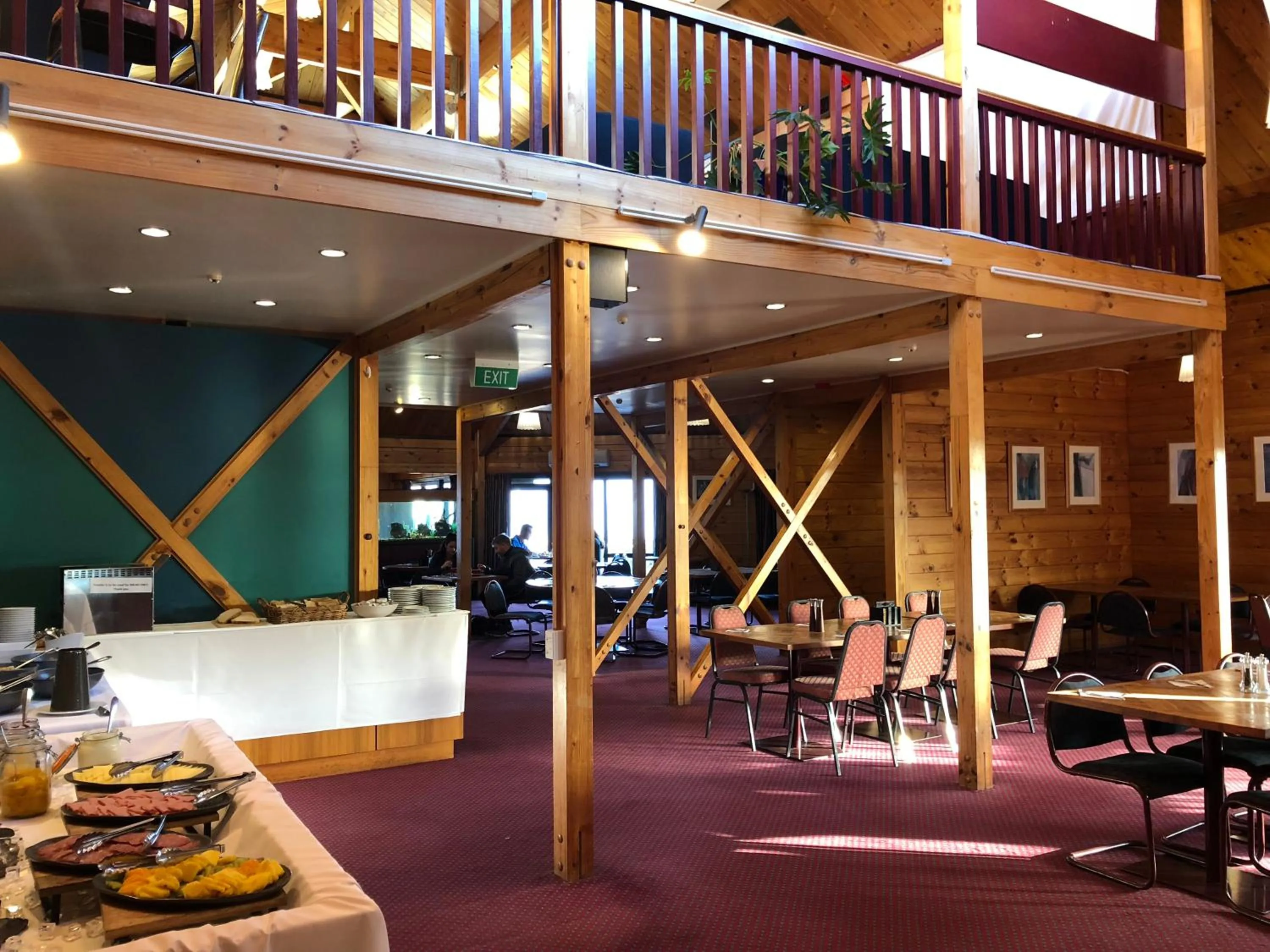 Restaurant/places to eat in Skotel Alpine Resort