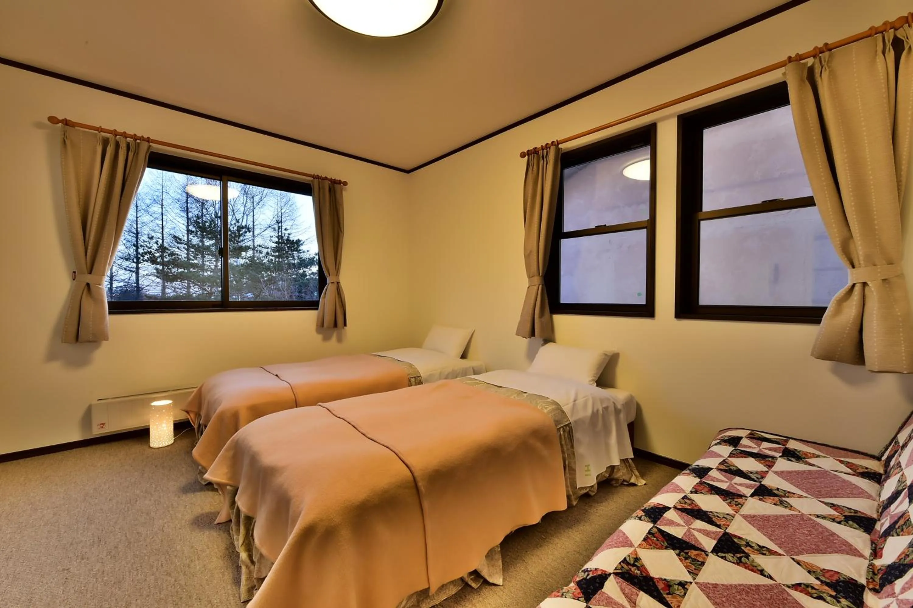 Bedroom, Bed in Petit Hotel Kanan