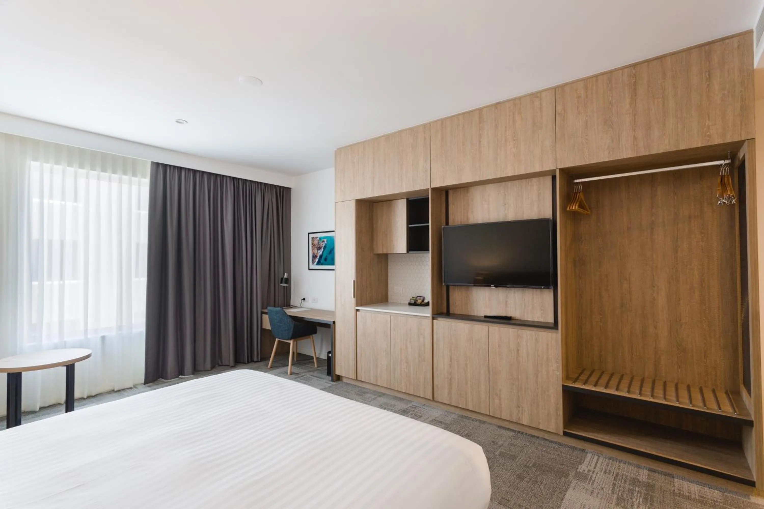 Bedroom, Bed in Ingot Hotel Perth, an Ascend Collection Hotel