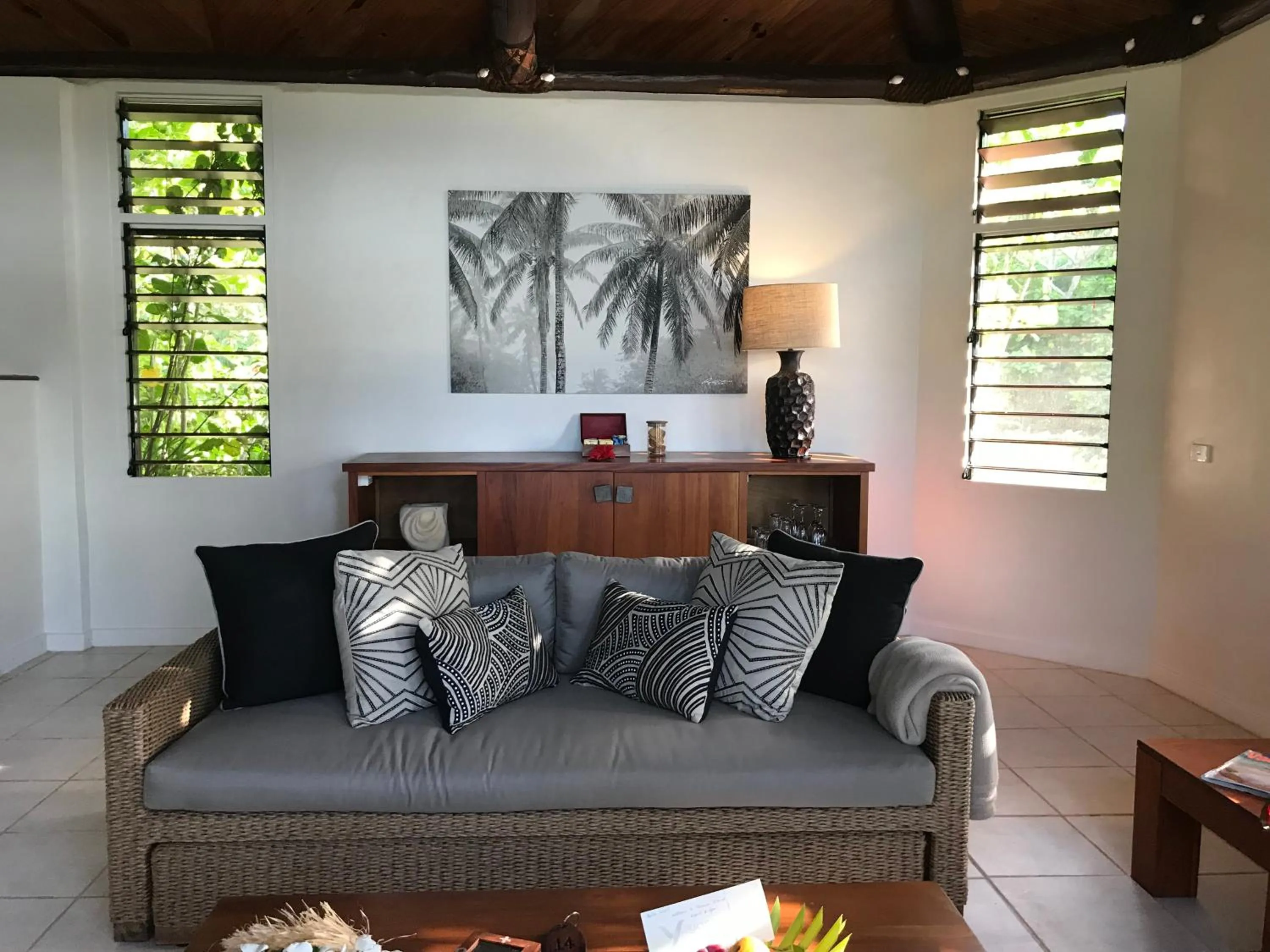 Living room in Yasawa Island Resort & Spa