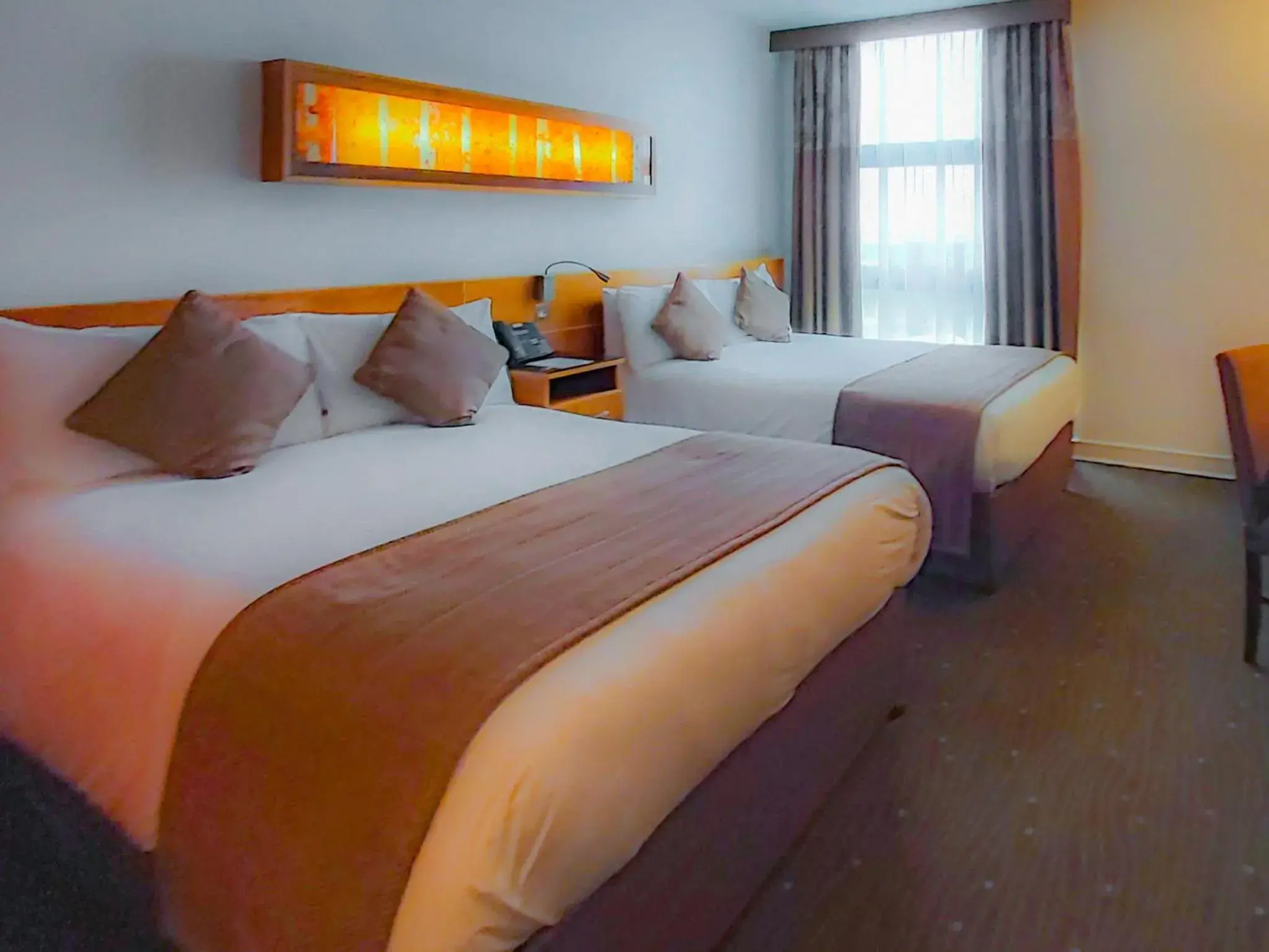 Photo of the whole room, Bed in The Gateway Hotel Photo of the whole room, Bed in The Gateway Hotel