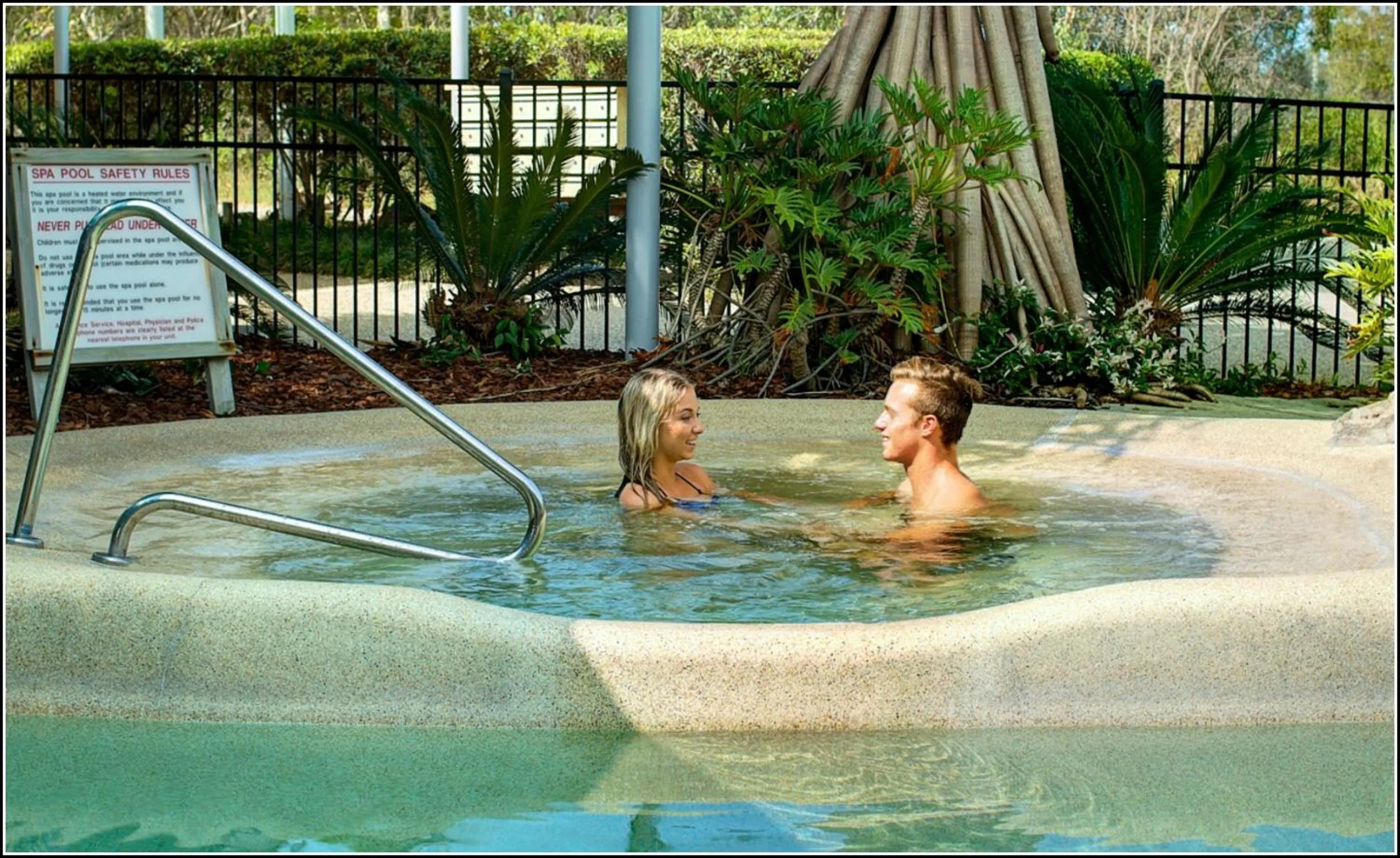 Spa and wellness centre/facilities, Swimming Pool in Seacove Resort