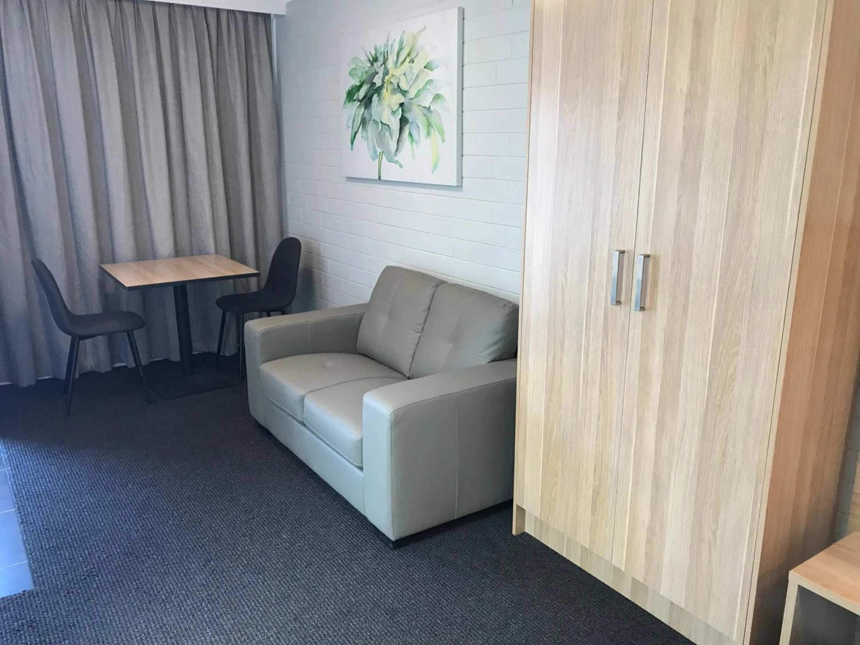 Seating area in Frewville Motor Inn