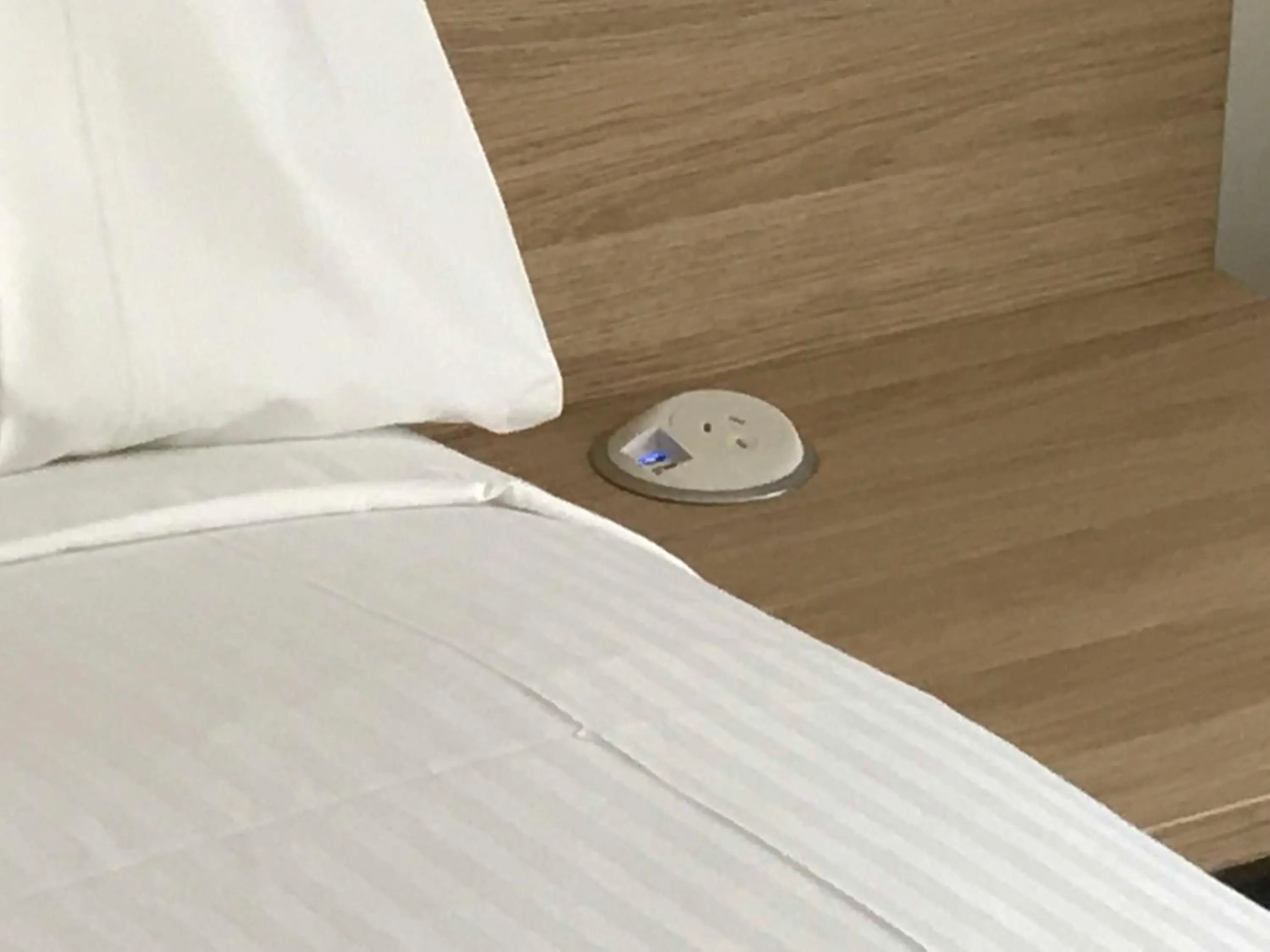 TV and multimedia, Bed in Frewville Motor Inn