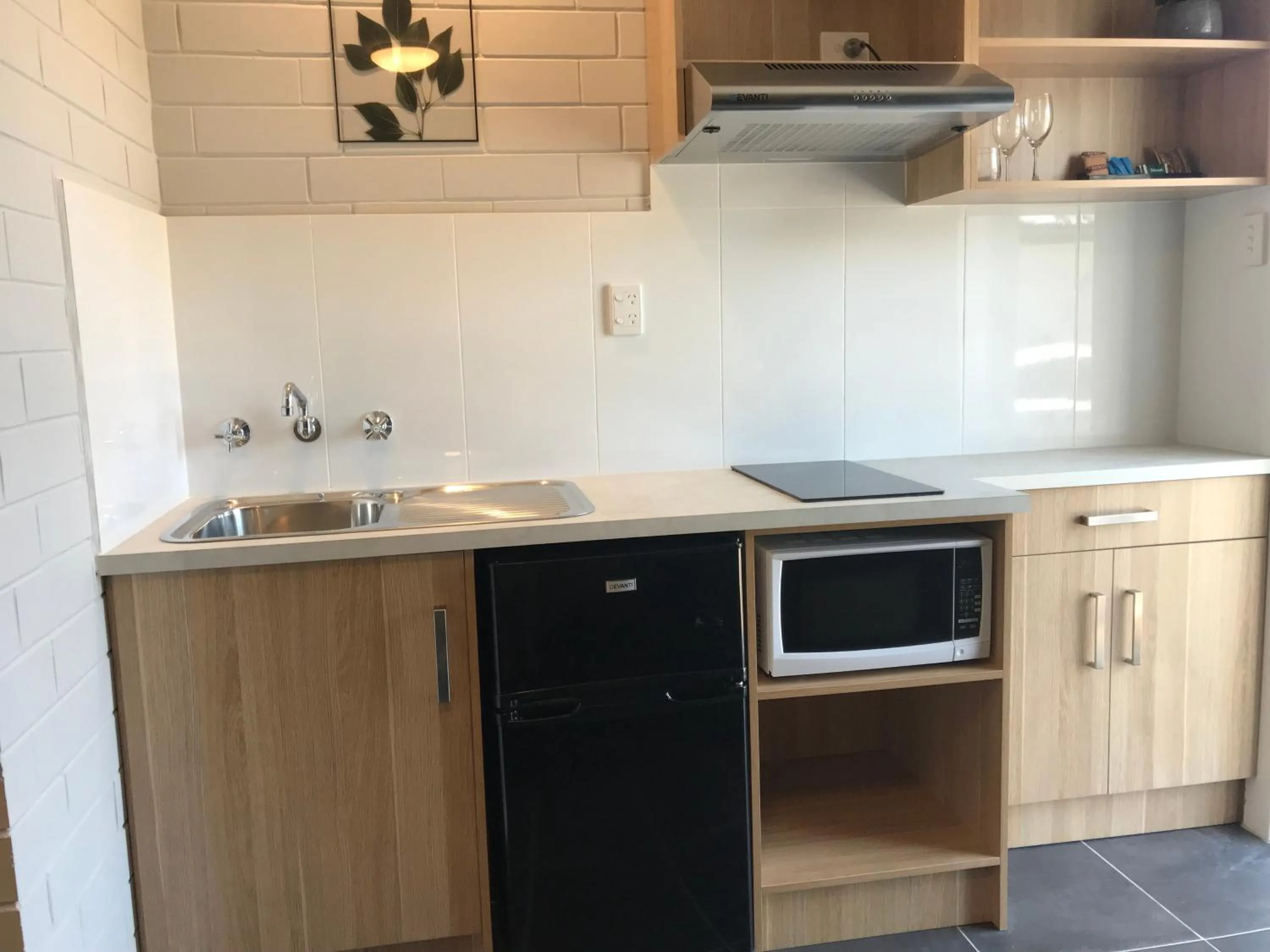 Kitchen or kitchenette in Frewville Motor Inn