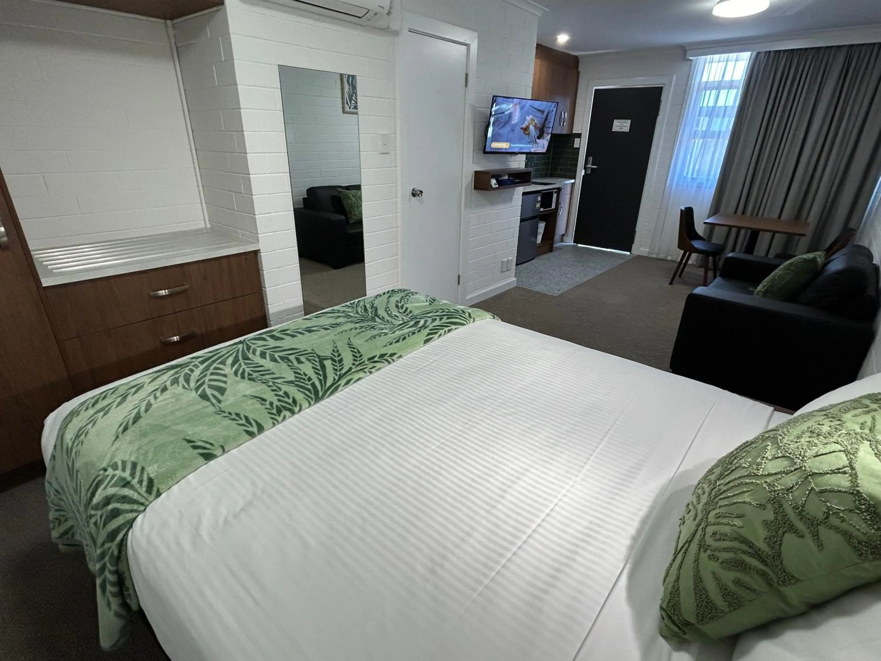 Bedroom, Bed in Frewville Motor Inn